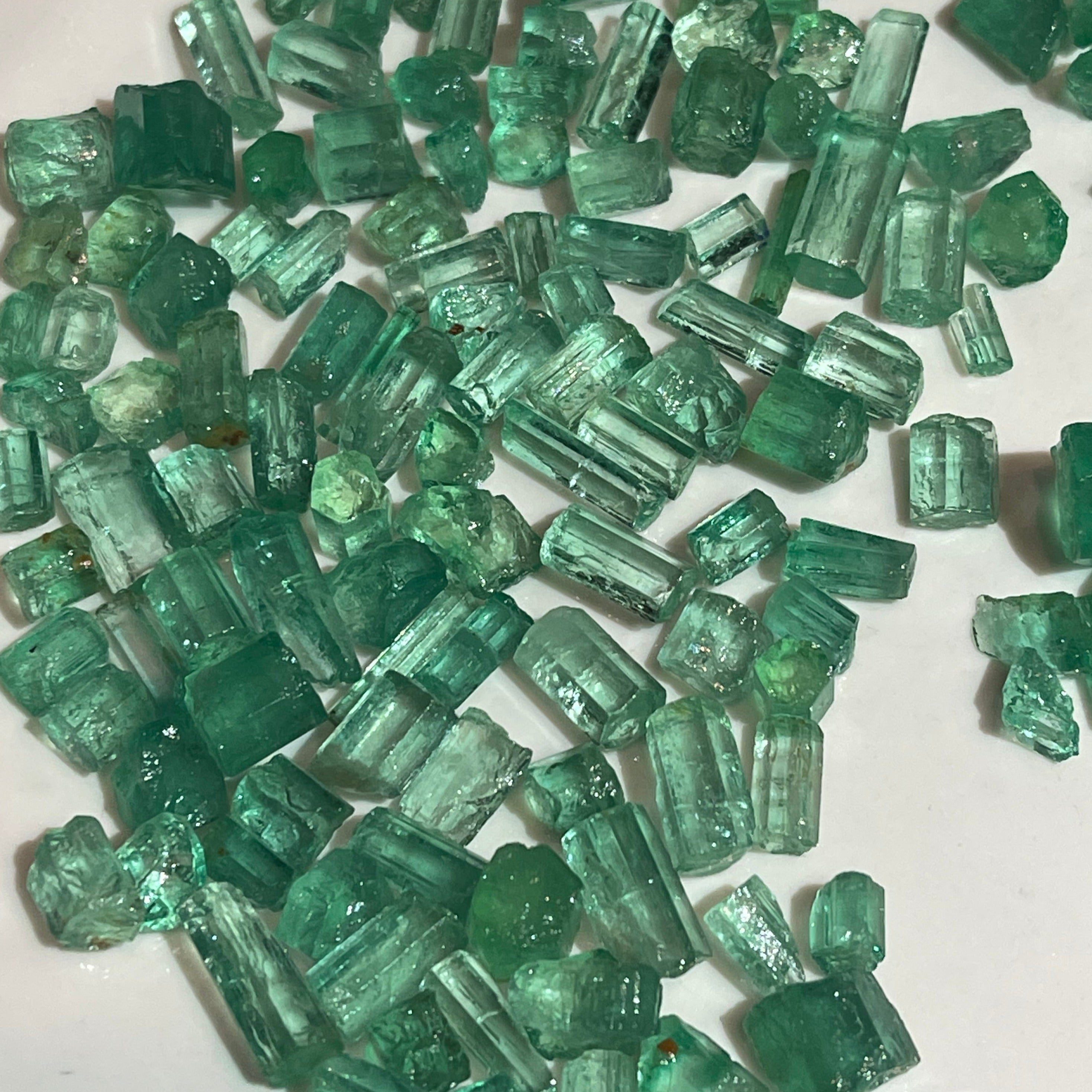 200 carats Natural Emerald Rough Facet Stones Panjshir Emeralds