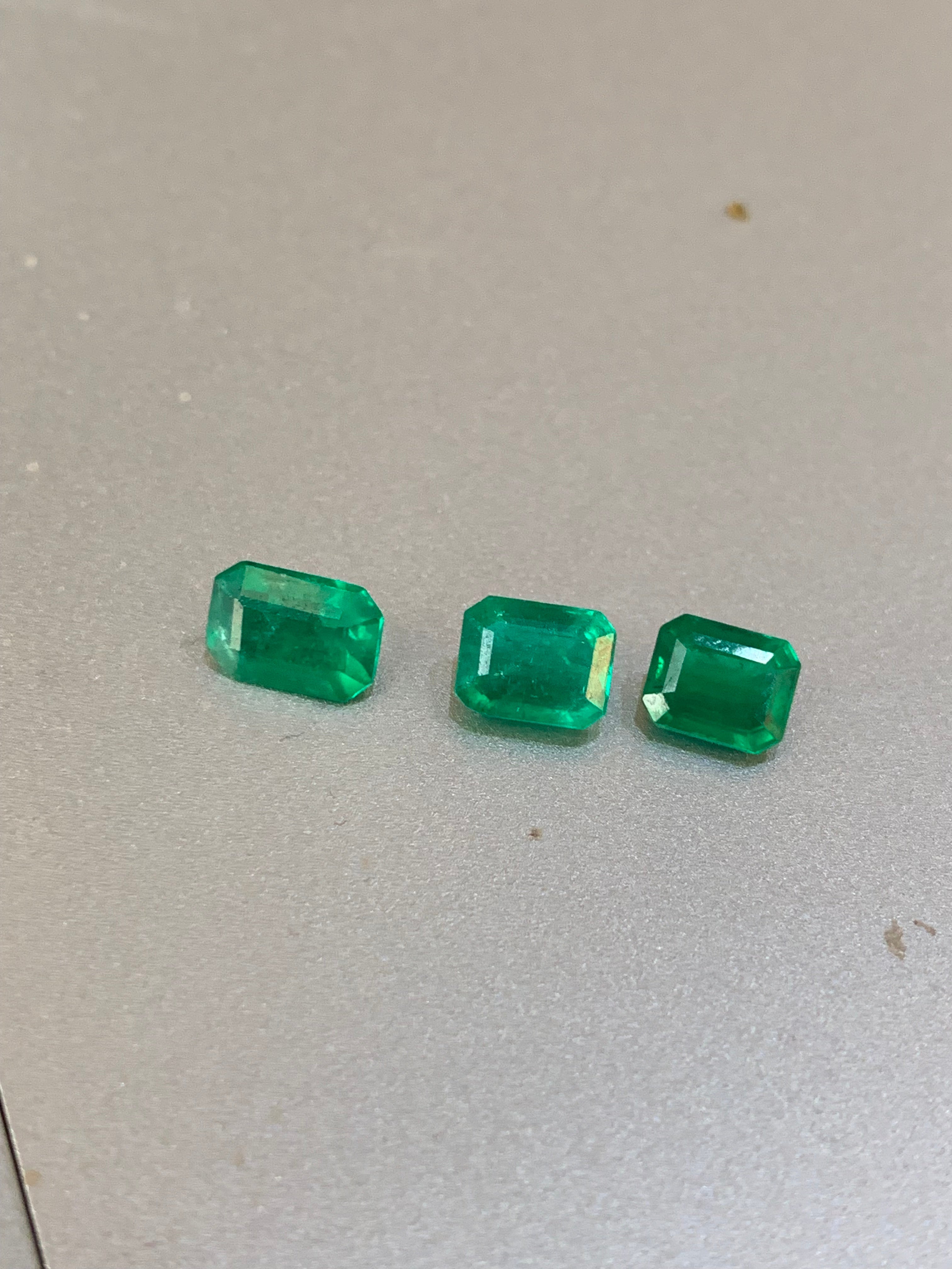 3 Pieces Emerald Cut Vivid Green Emerald Deal