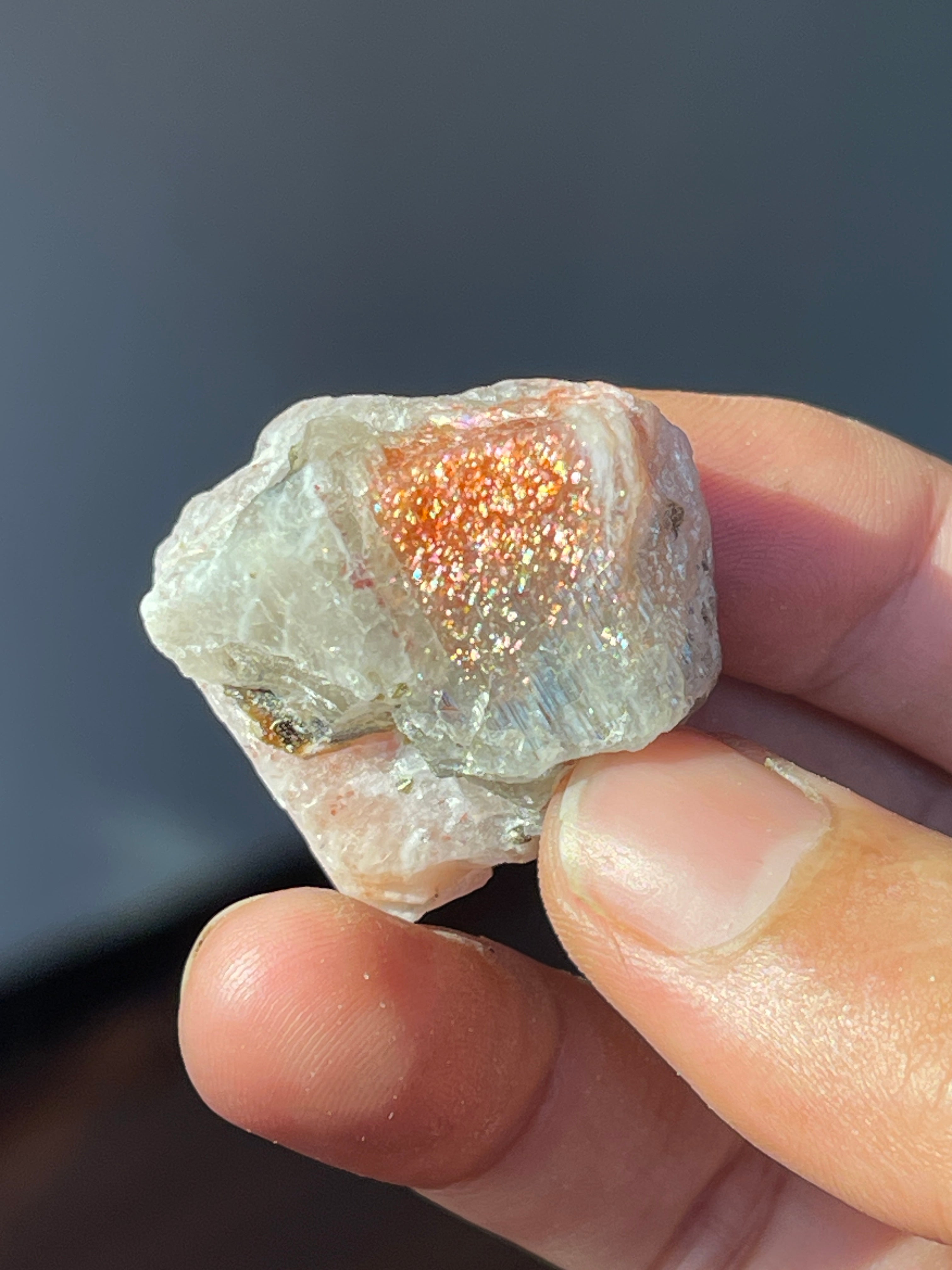 19.66 grams Rough Raw Sun Stones