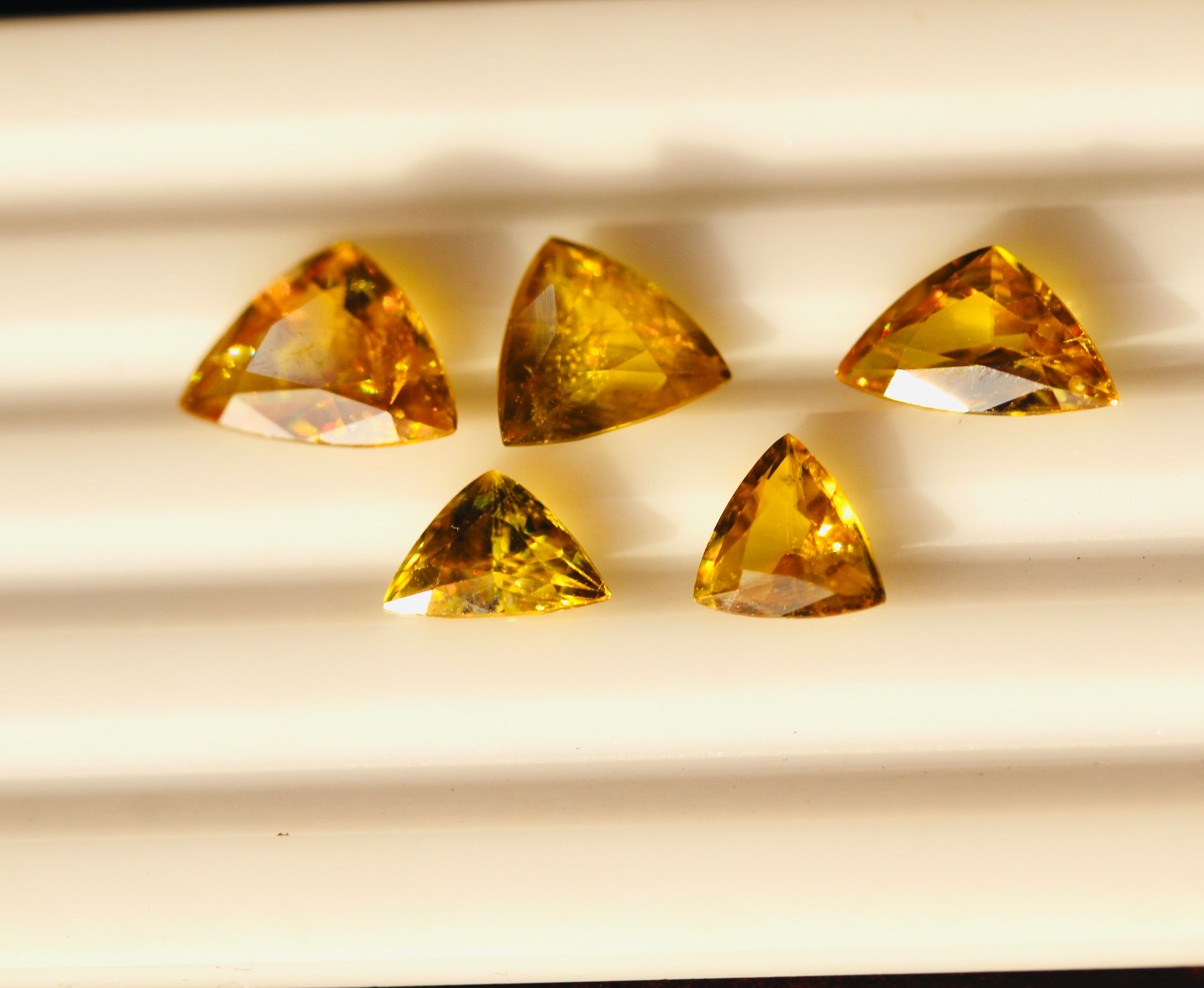 5.2 carats Natural Rare Sphene / Titanite