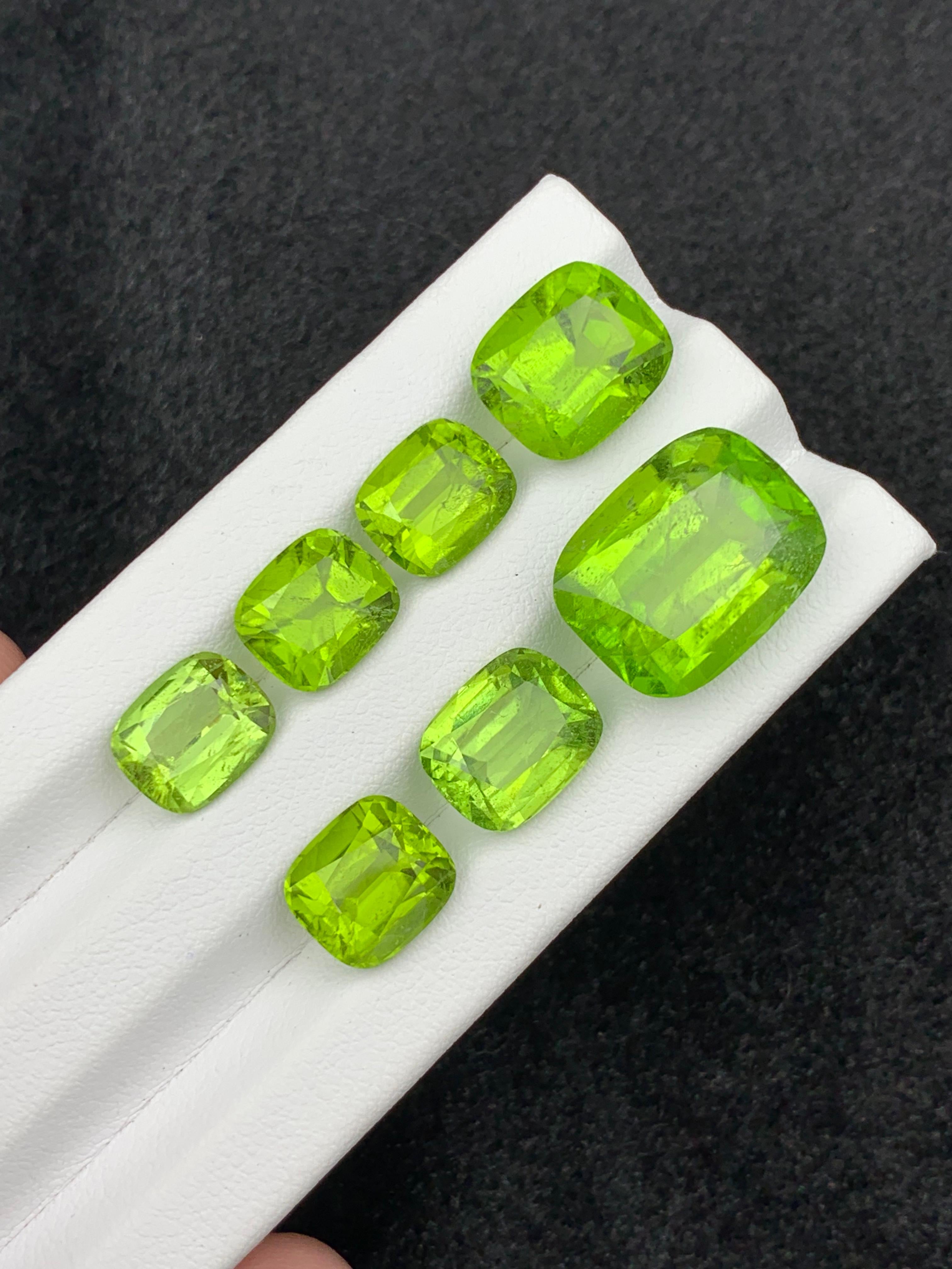 7 Pieces Deal of Apple Green Loose Peridot Stones - Emerald Cut - Cushion Cut Peridots