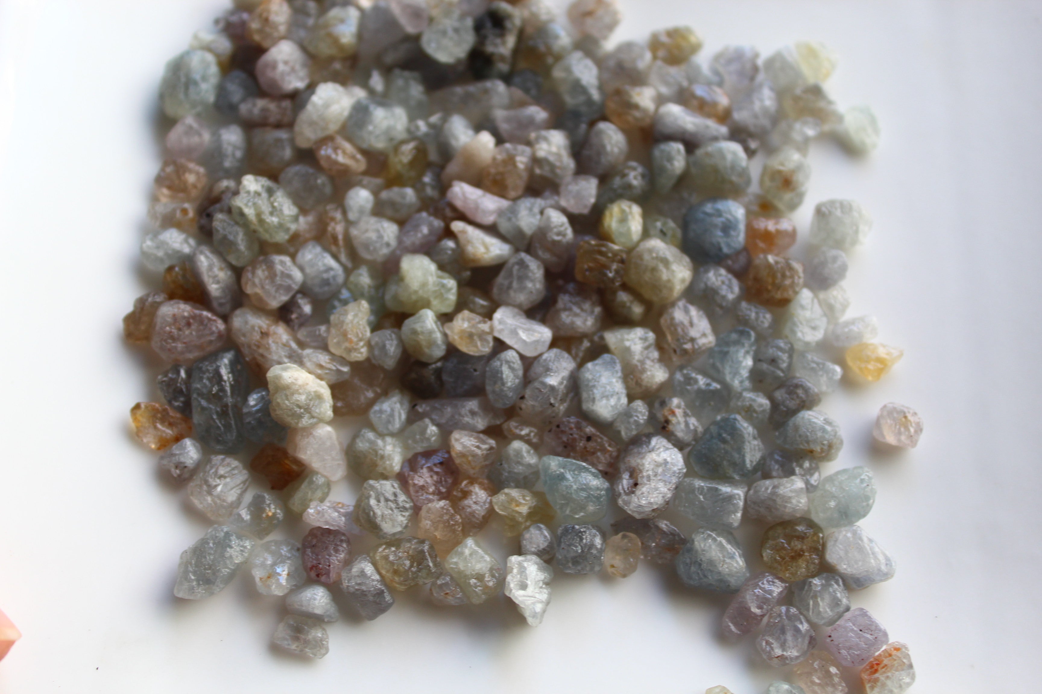 1 kg Raw Sapphire for Cabbing / Carving - Rough Sapphire Crystals