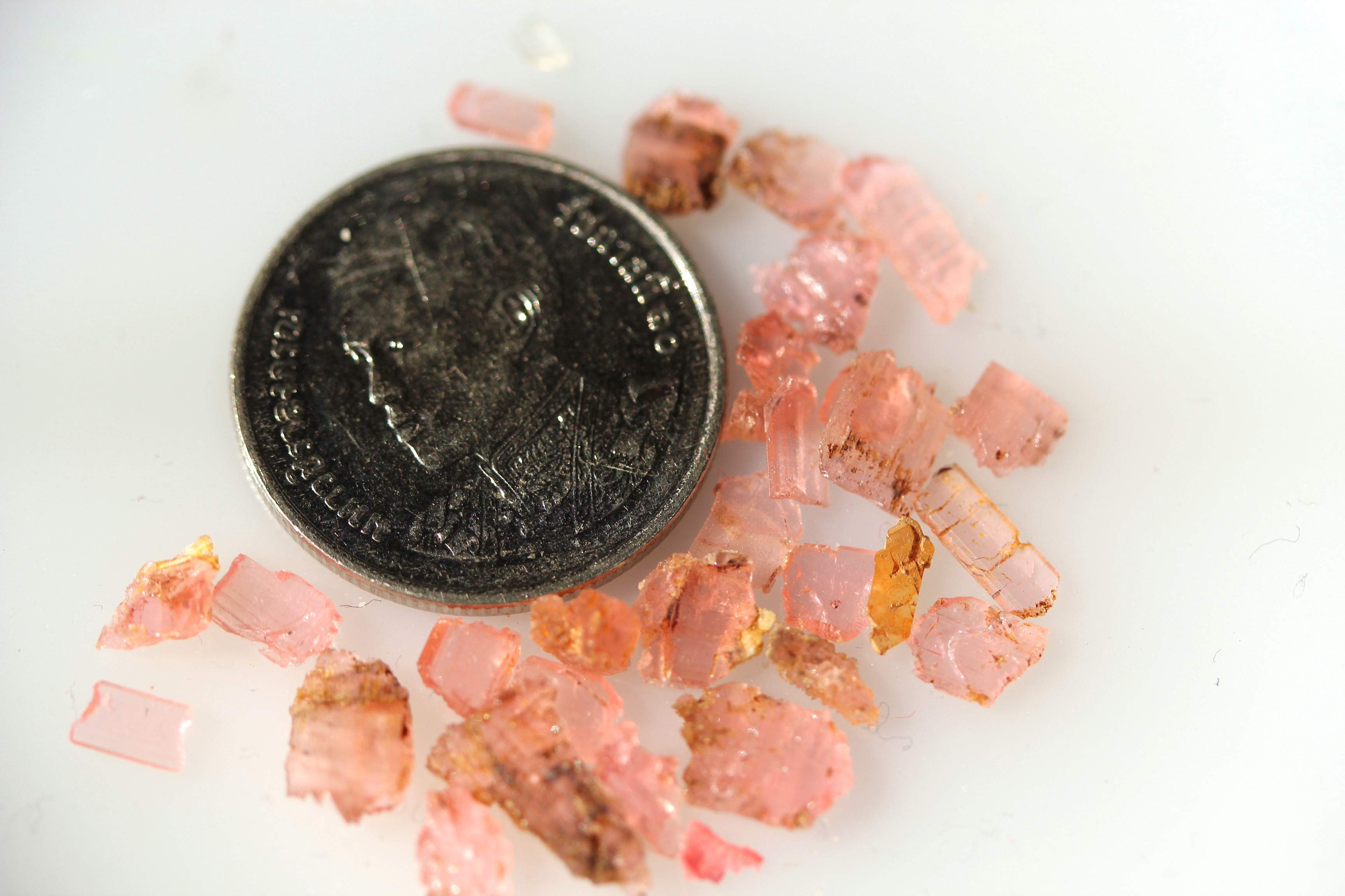 6.50 carats Most Rare Gemstone Pink "Vayrynenite" Crystals Skardu, Pakistan
