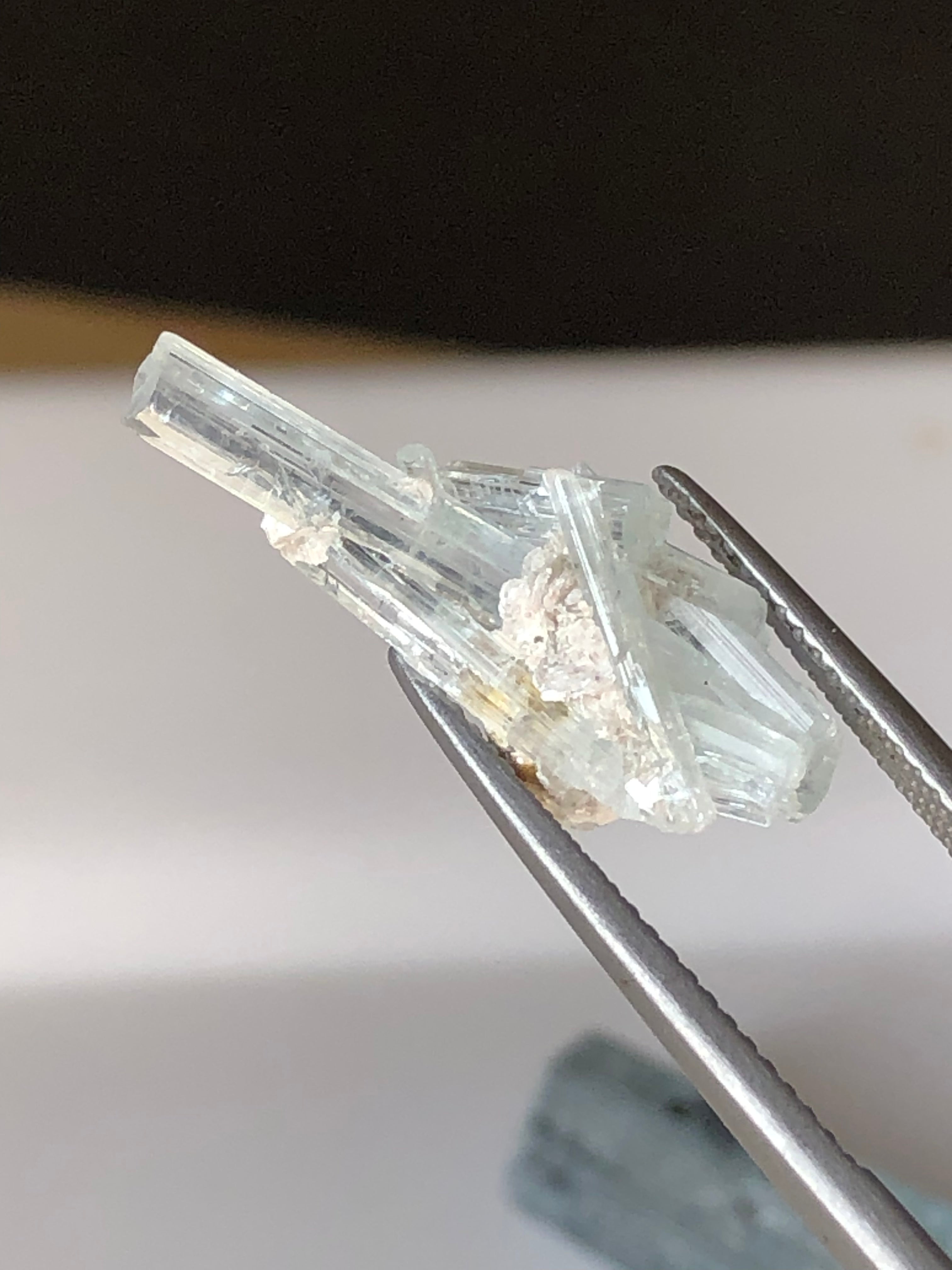 33 grams Blue Aquamarine Crystals for Collection and Cutting