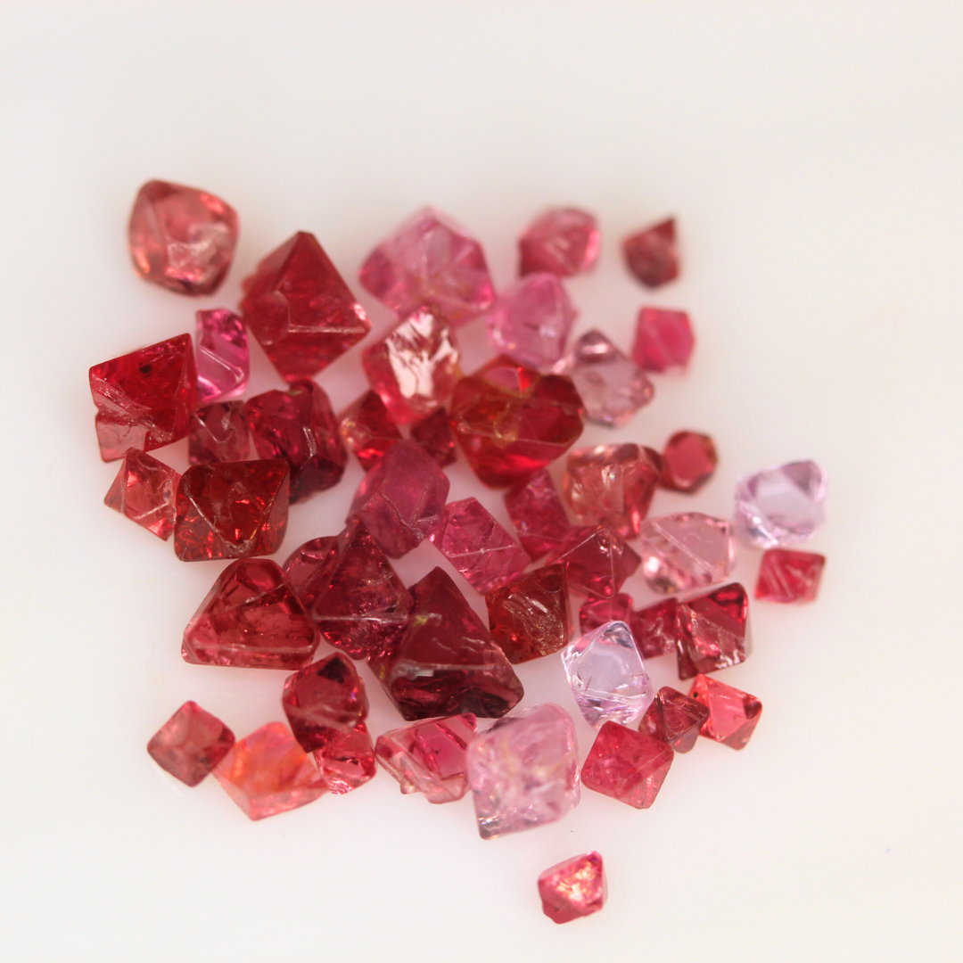 19 carats Natural Raw Burmese Spinel Crystals | Octahedron Crystals