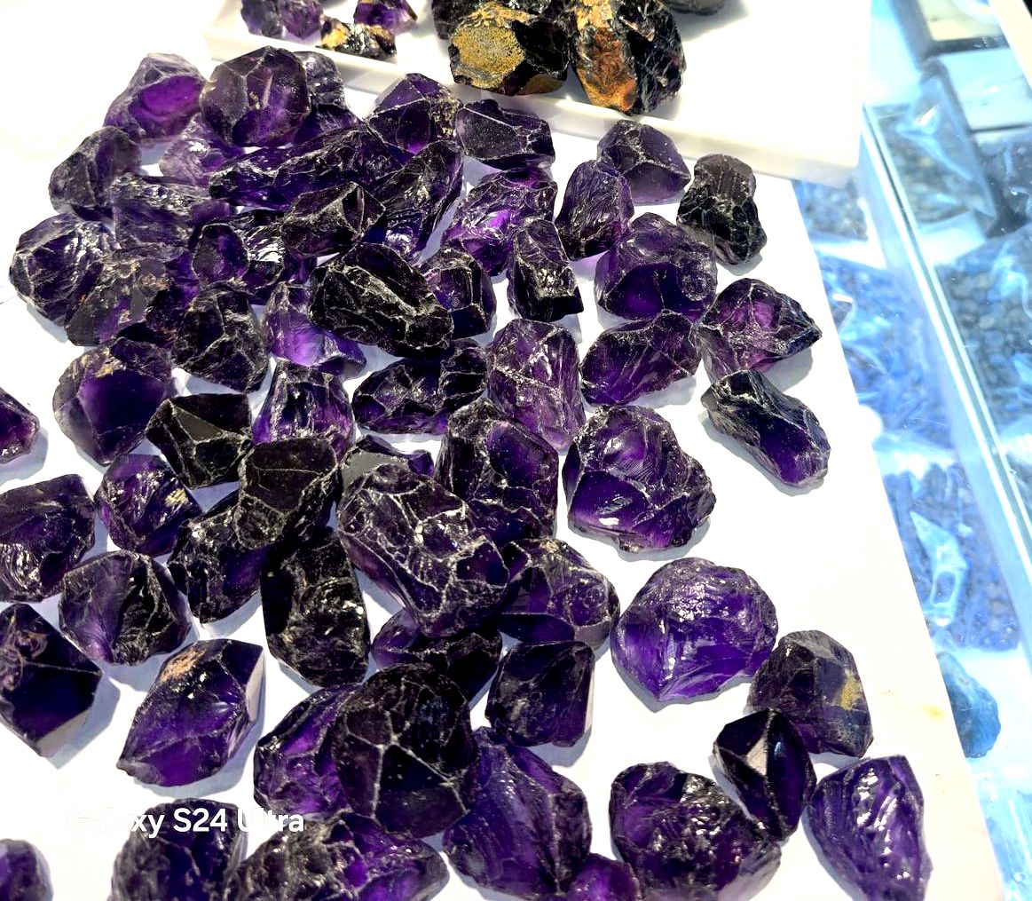 Rwanda Amethyst Rough Stones | Deep Purple Faceting Rough Deals