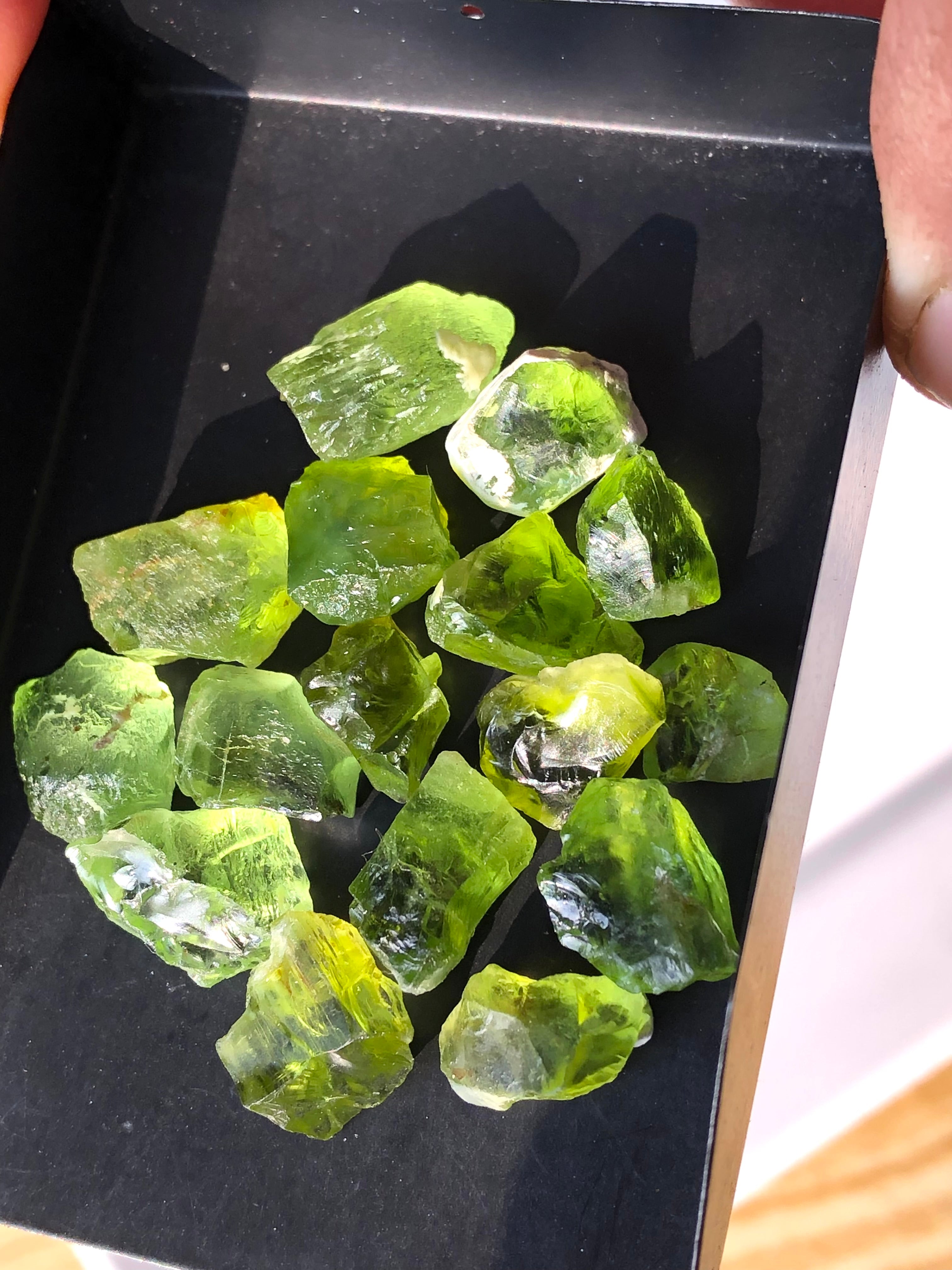 Facet Raw Peridots