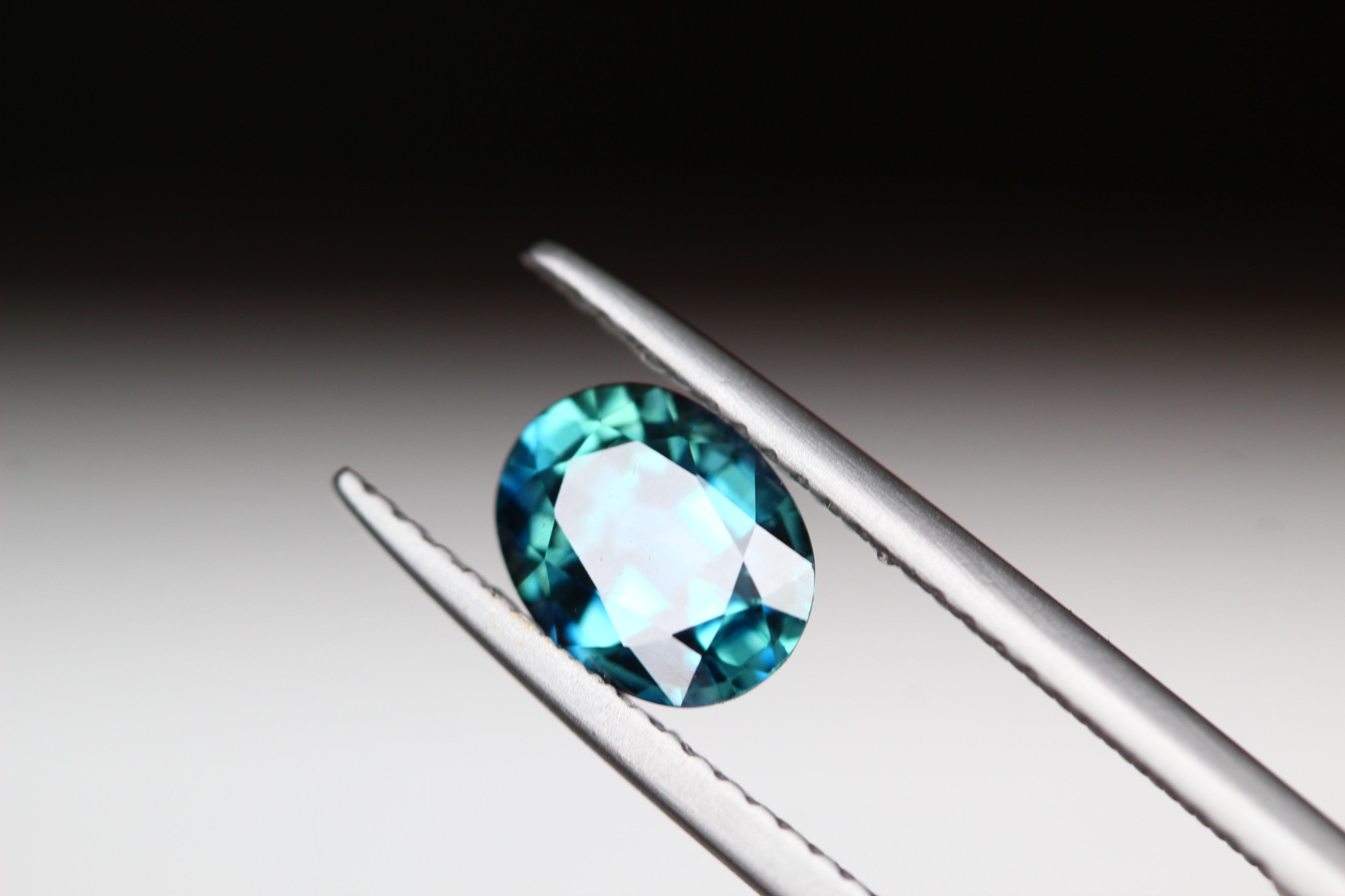 1.56 ct Oval Greenish Blue Ceylon Sapphire - Green Sapphire