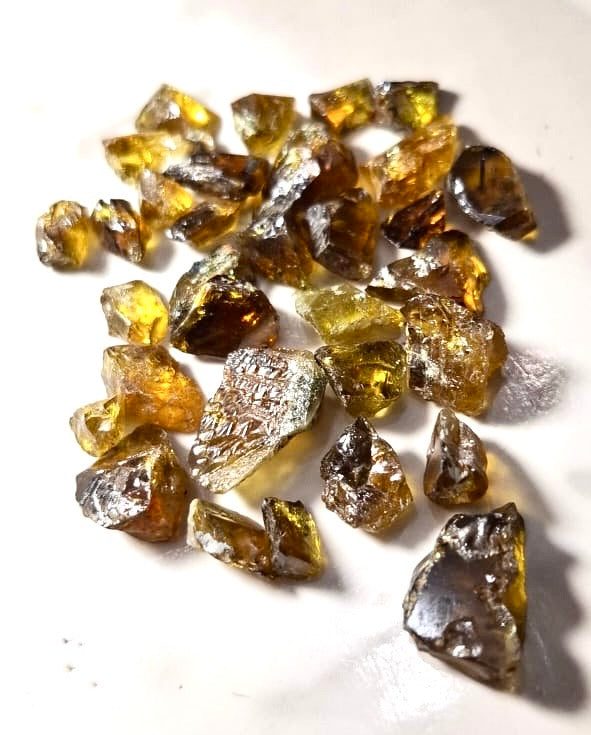 Buy lot of Sphene gemstone rough