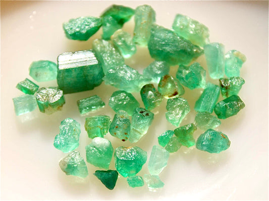 42 carats Panjhir Raw Emerald Stone Deal