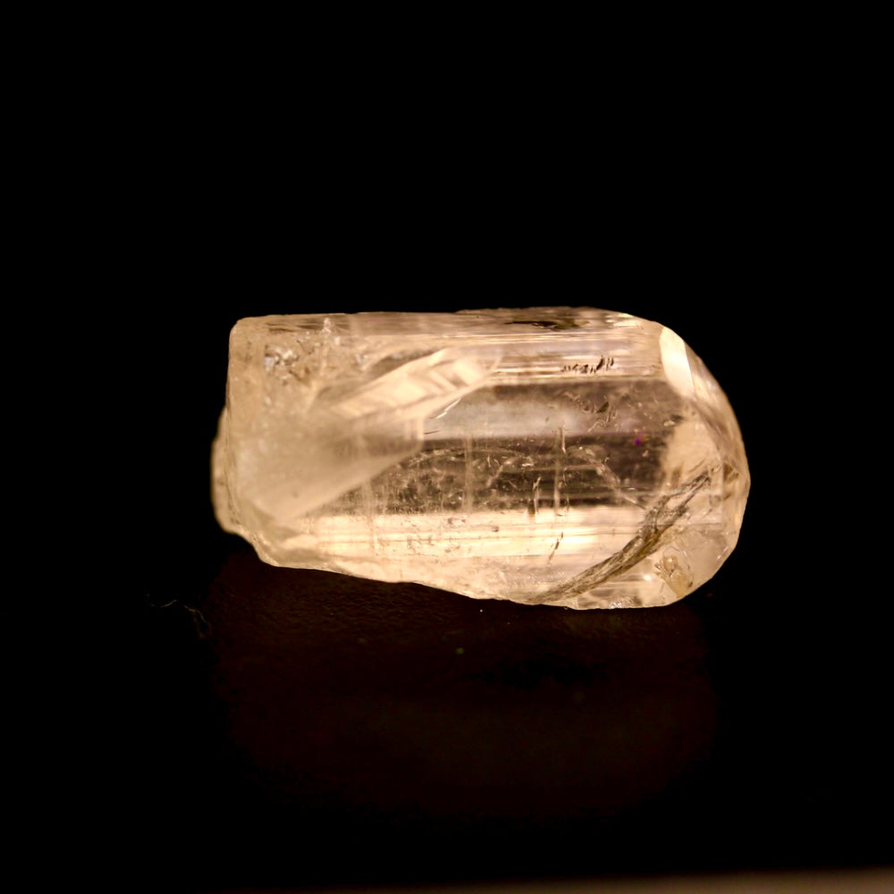 Natural facet rough topaz stones