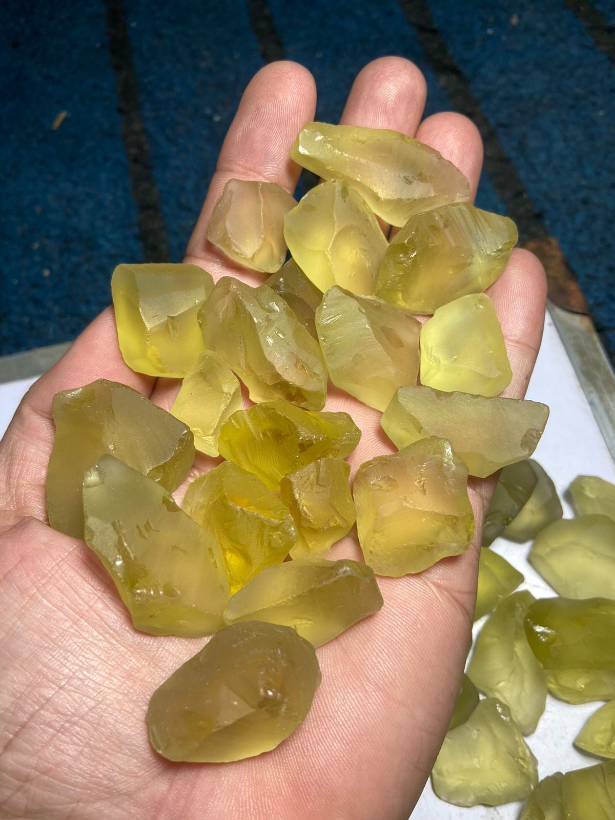 Facet Rough Lemon Quartz for Faceting - One Kilo Package