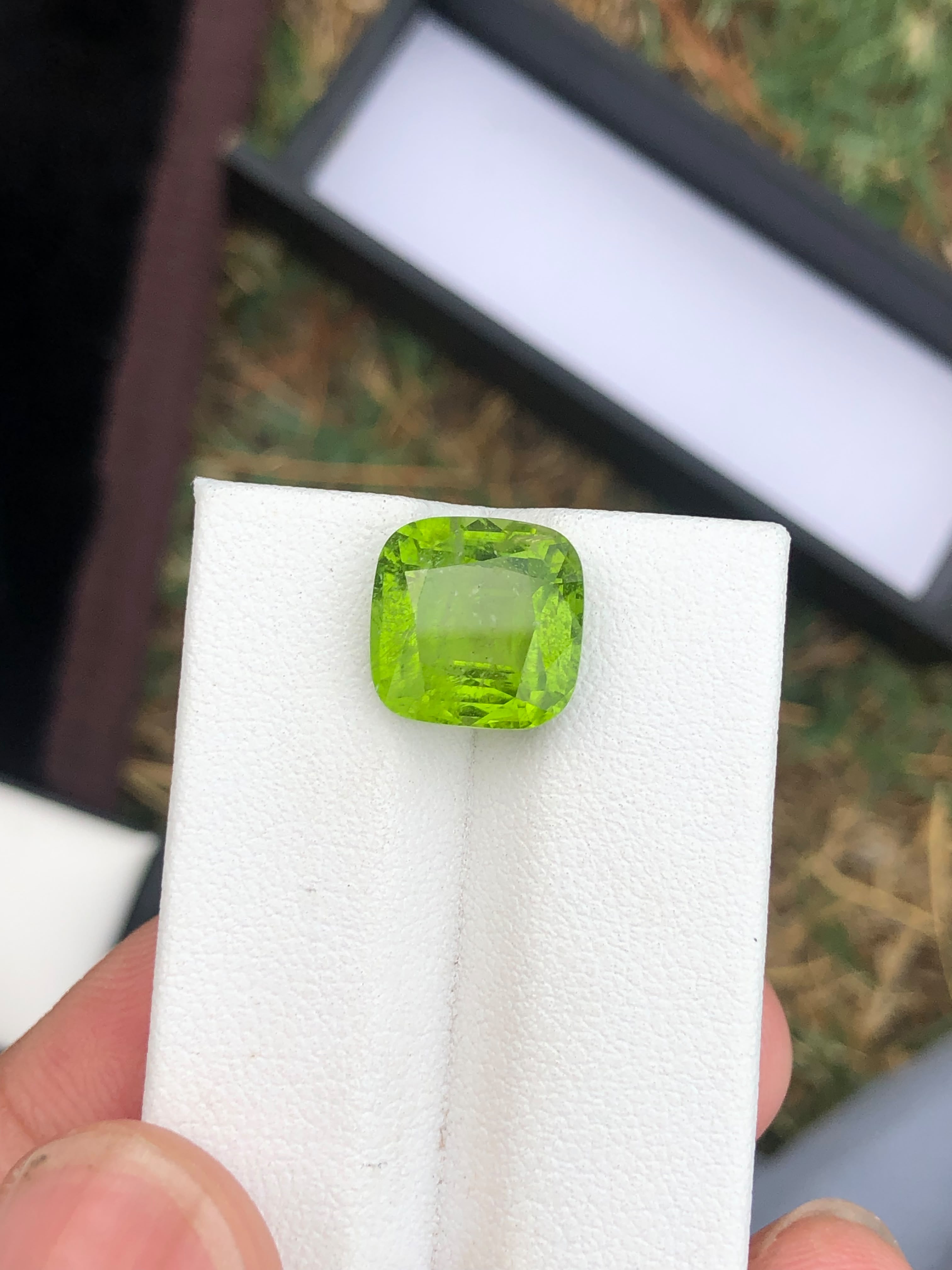 faceted peridot stone