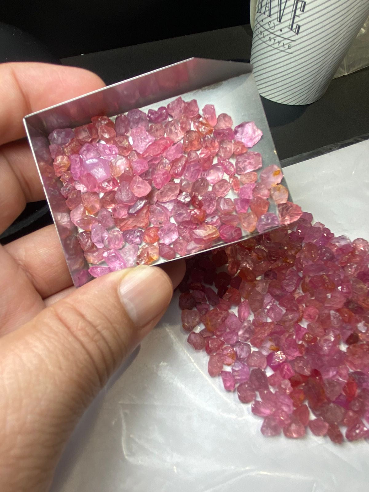 1500carats Umbalitete Garnets and Mehenge Spinels Rough Stones Deal for Faceting