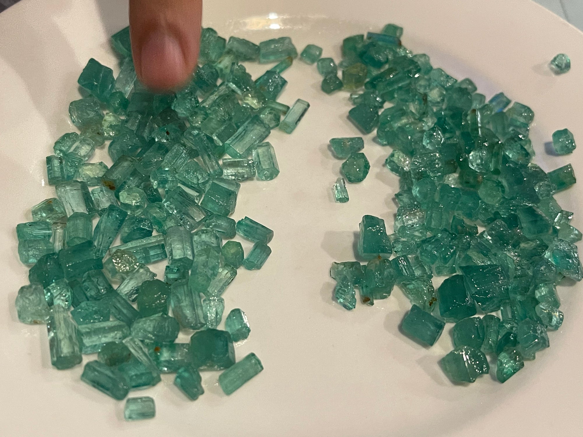 rough emeralds stones for sale