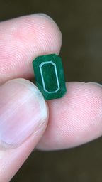 3.25 carats Emerald Cut Vivid Green Swat Emerald