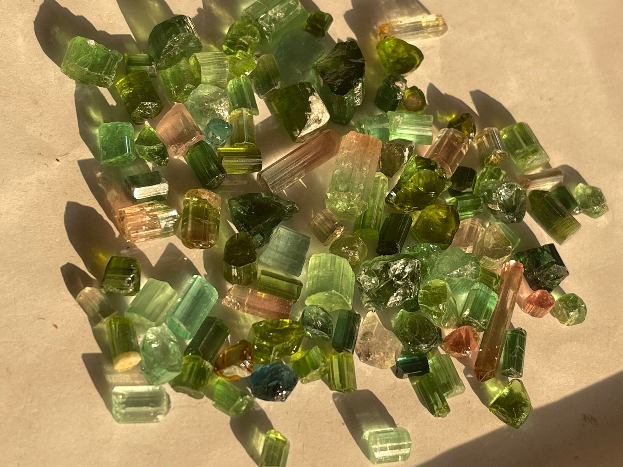 Multicolor Raw Tourmaline for gemstone cutting