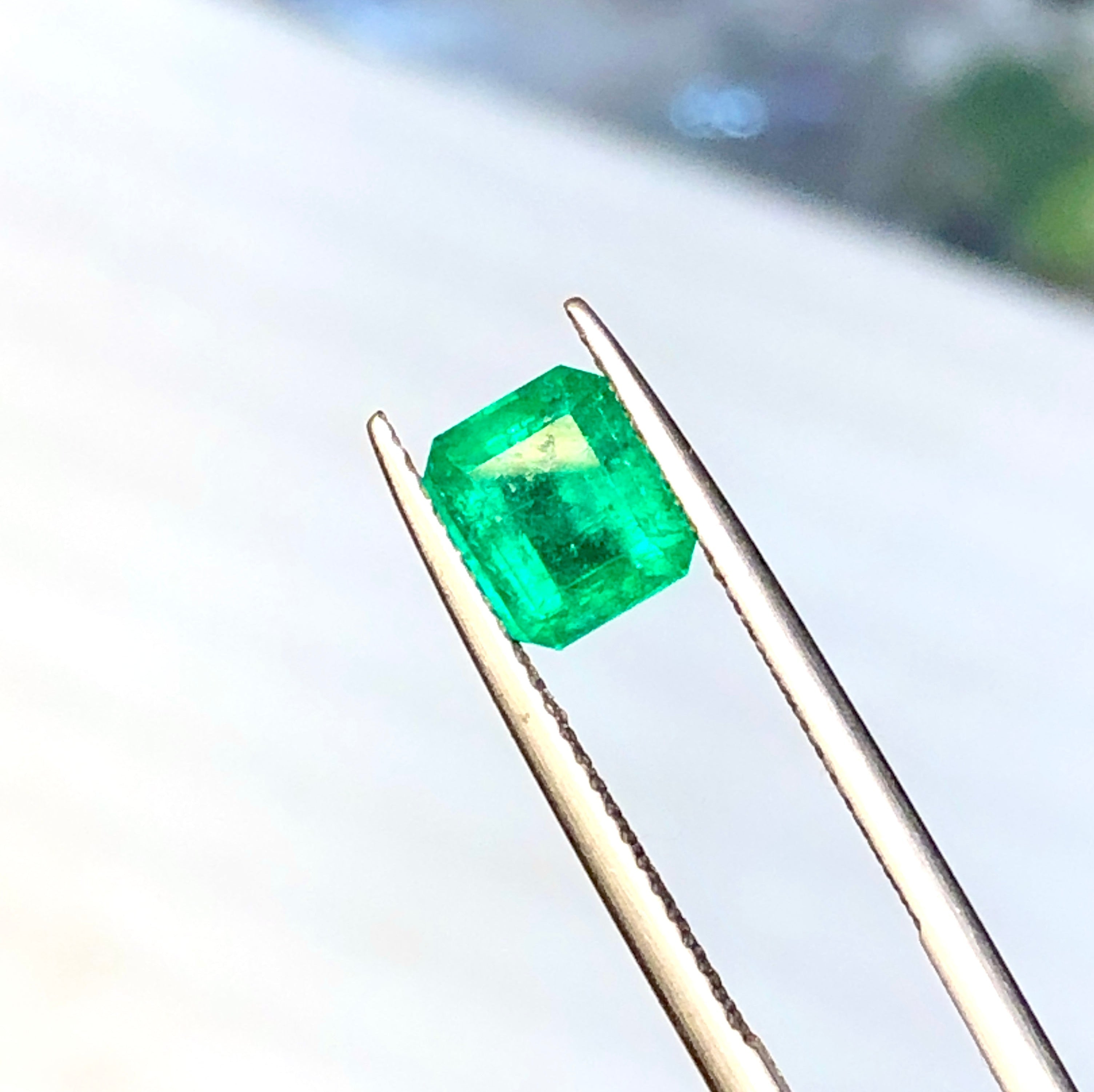 1.36 Carats Octagonal Loose Green Emerald Stone