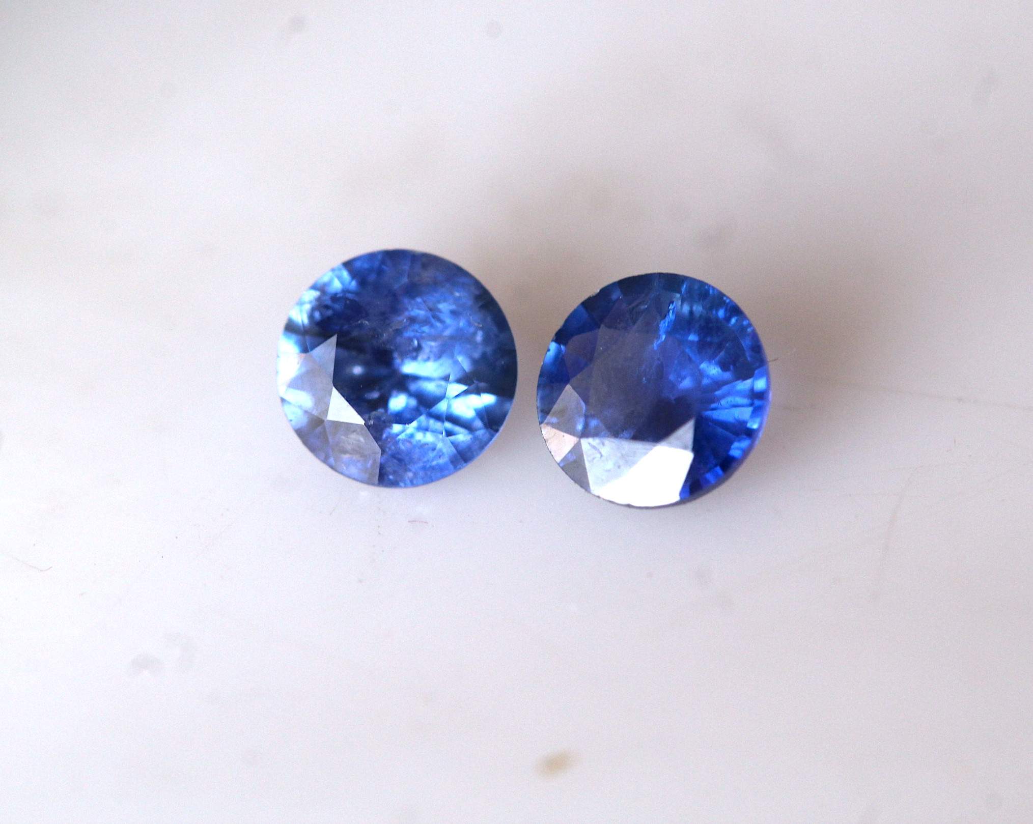Royal Blue Sapphire Pair - Round Brilliant