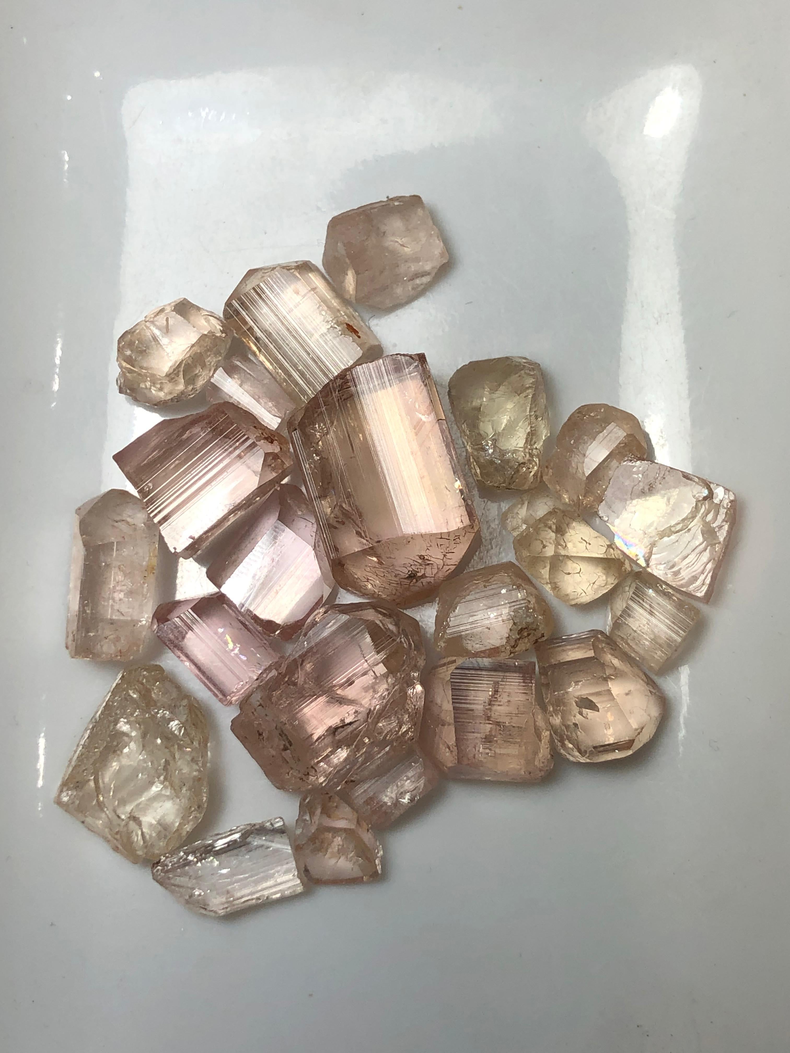 180 carats Natural Rough Topaz from Katlang