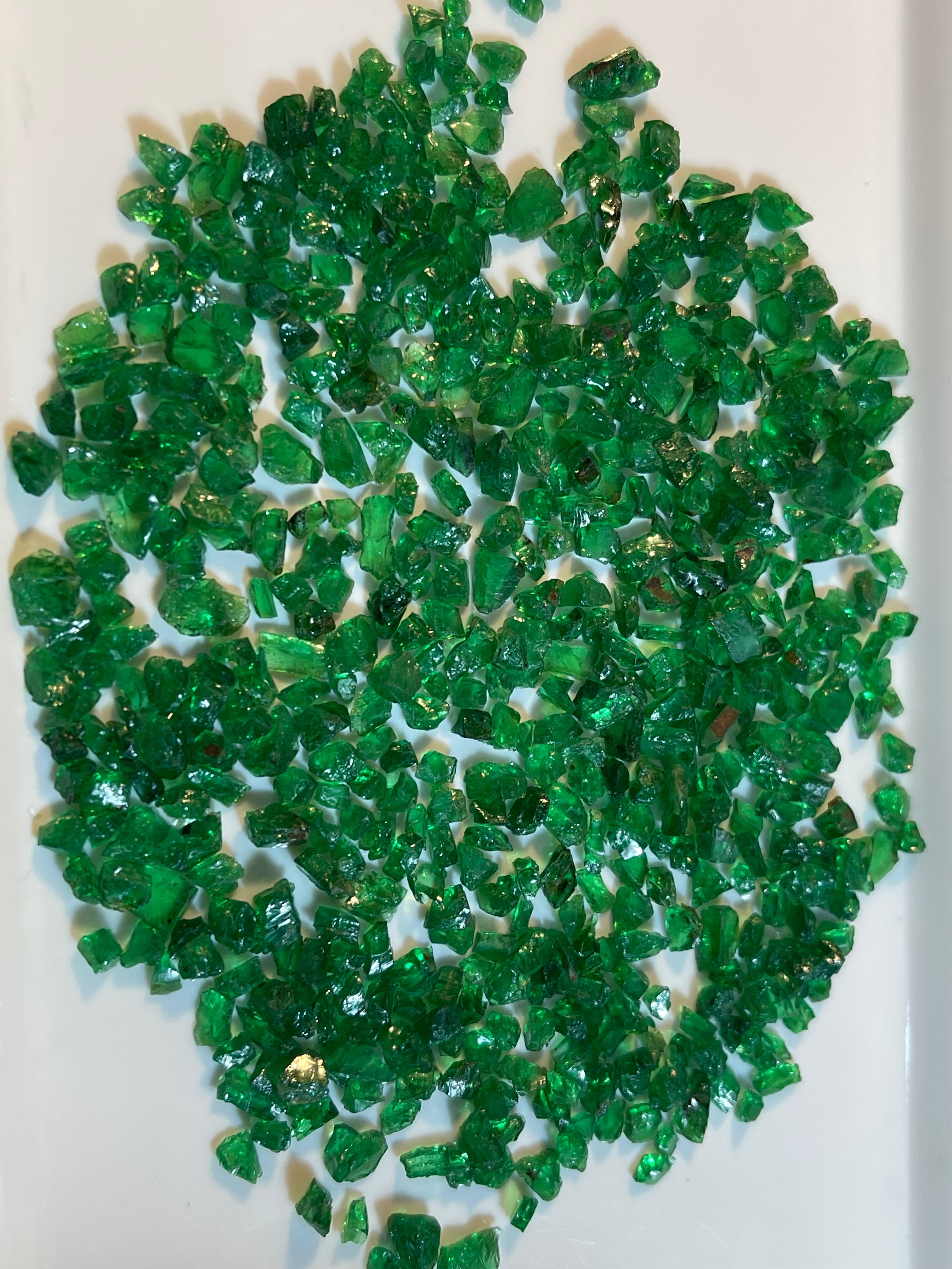 200 carats Natural Vivid Green Raw Tsavorite Gemstones
