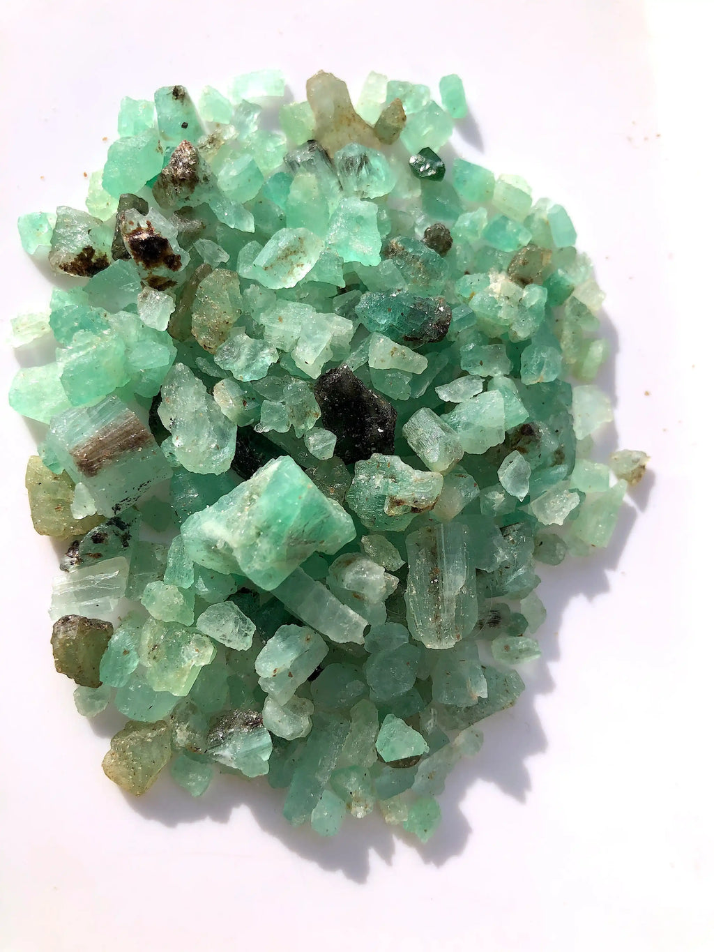 211 Carats Rough Emeralds Gemstones from Chitral