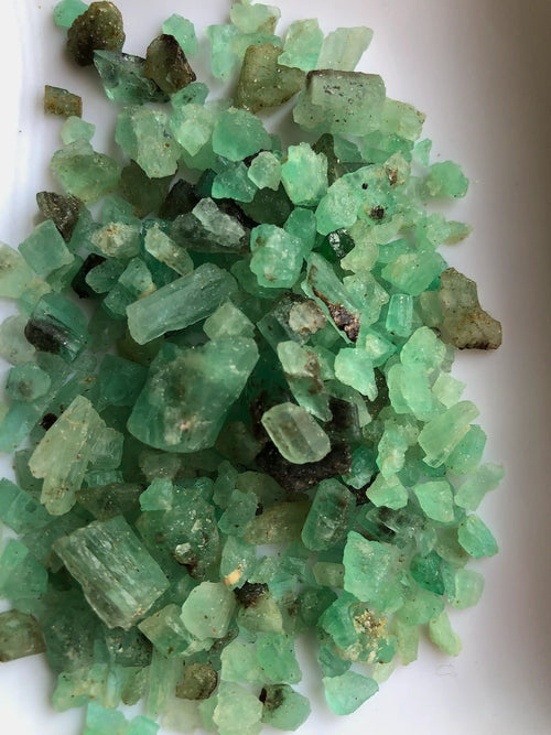 211 Carats Rough Emeralds Gemstones from Chitral