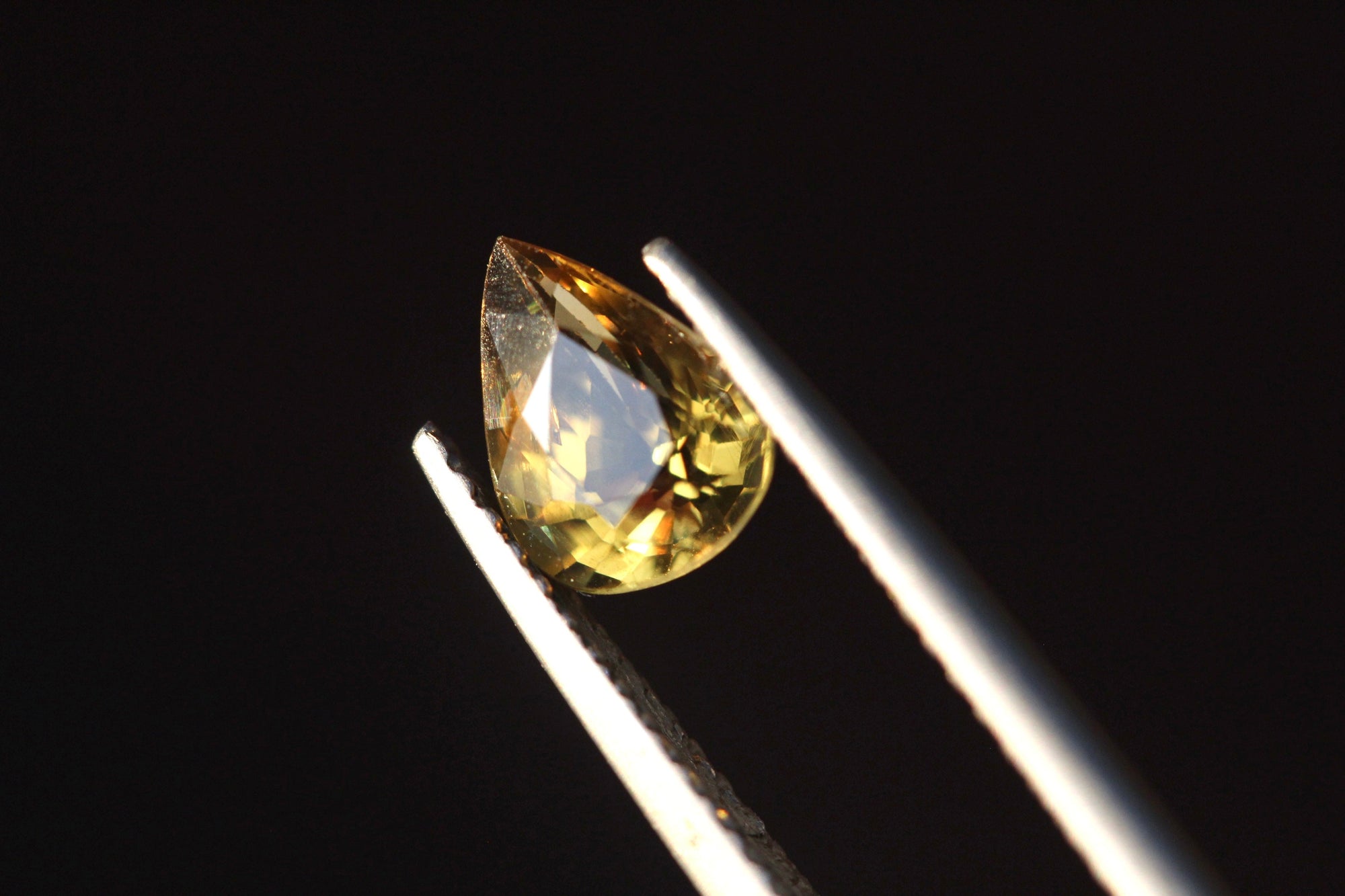 1.2 carats Pear Natural Rare Geenish Yellow Chrysoberyl Faceted Stone