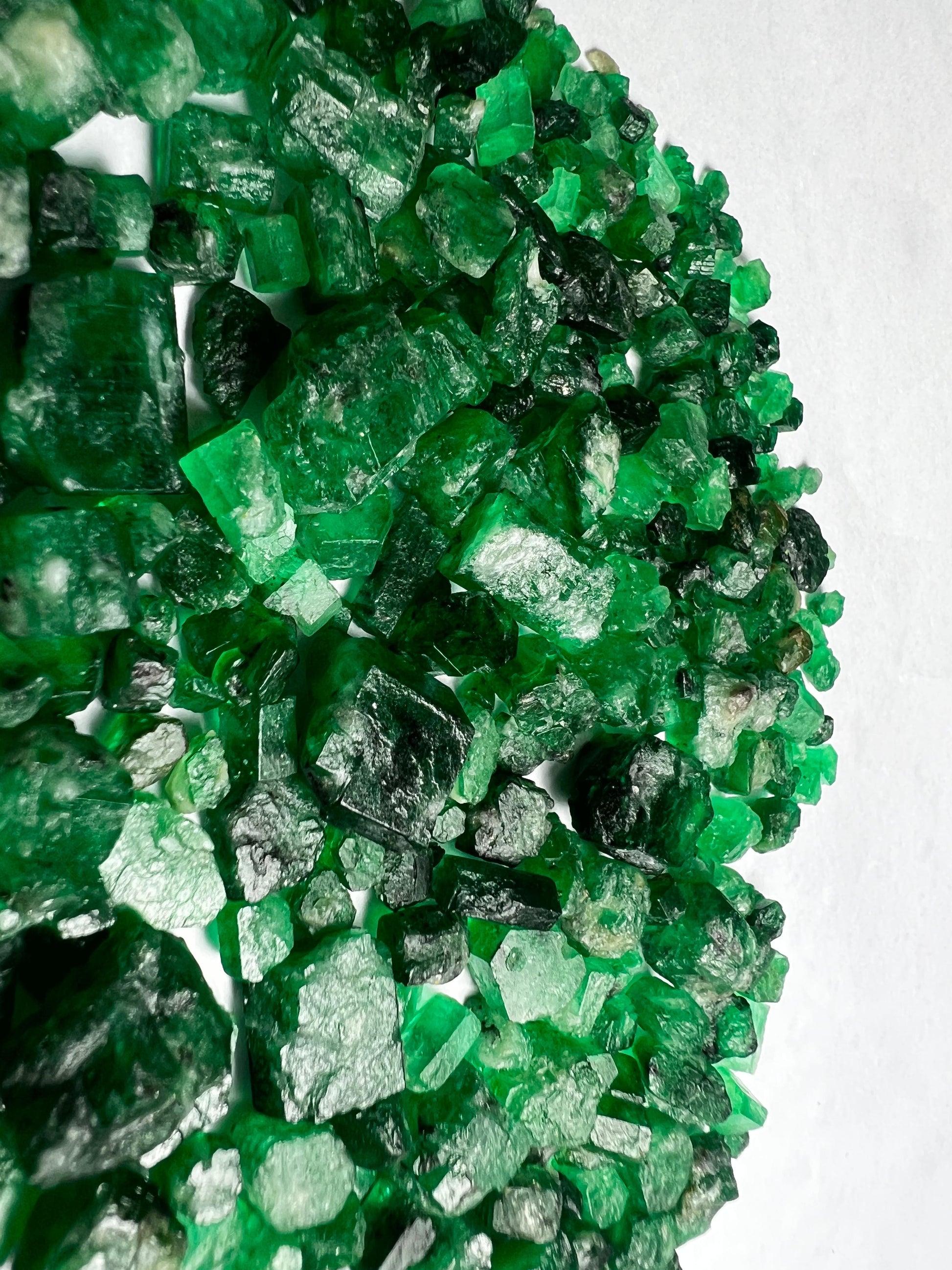 400 Carats Raw Swat Emeralds | Lapidary Rough Emeralds