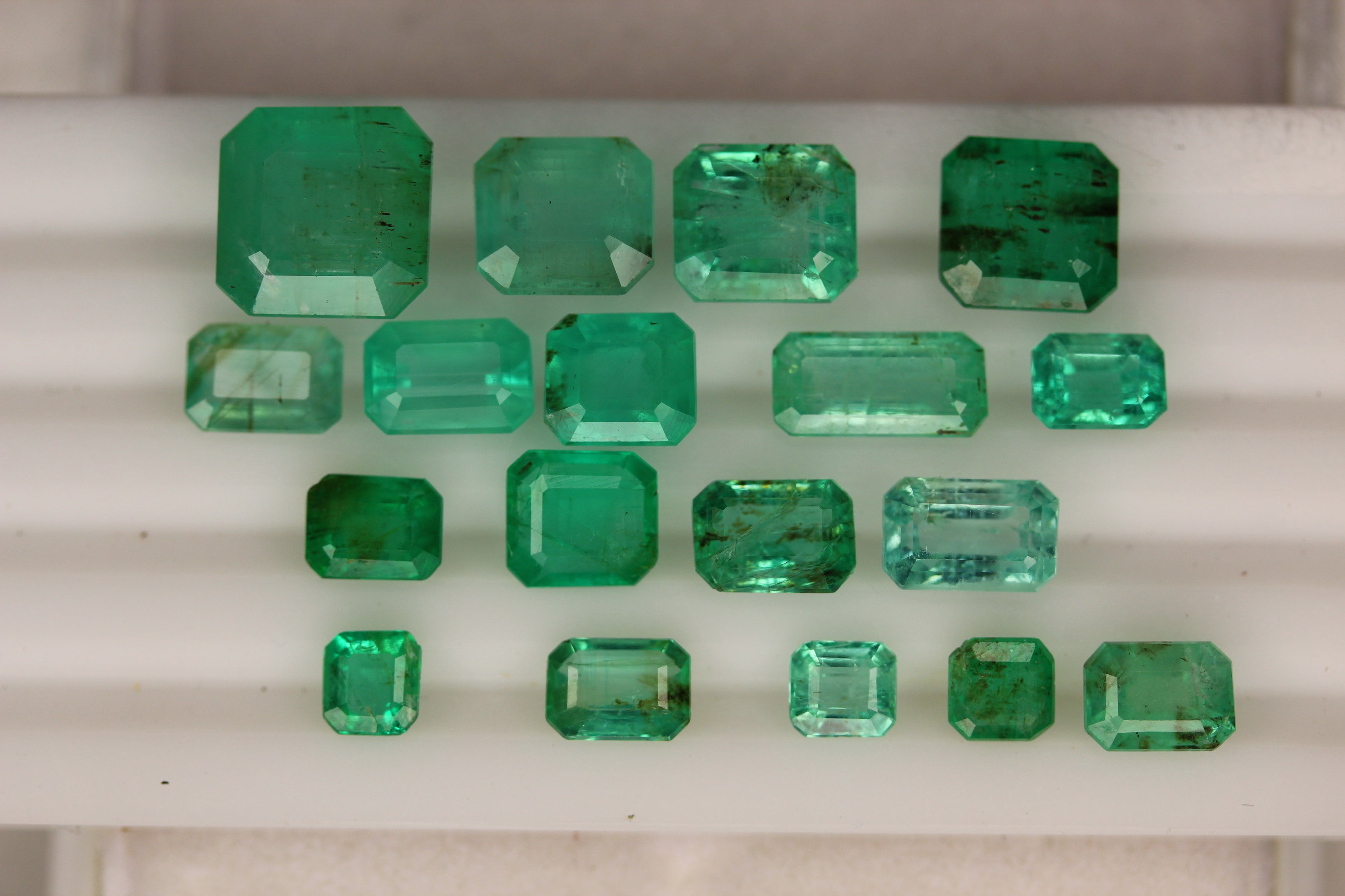 24.95 carats Natural Green Emeralds Stones- Emerald Cut, Princes