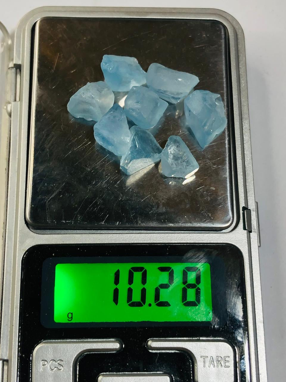 50 carats Natural Blue Swiss Topaz for Faceting