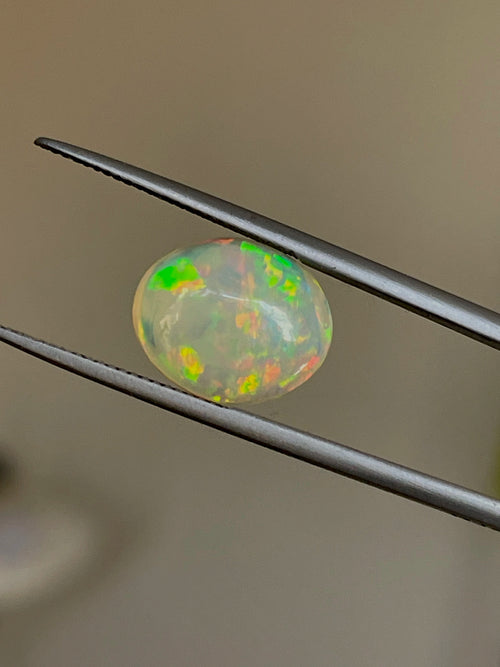 3.6 carats Oval Ethiopian Opal Cabochon