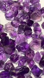 Facet grade amethyst quartz rough