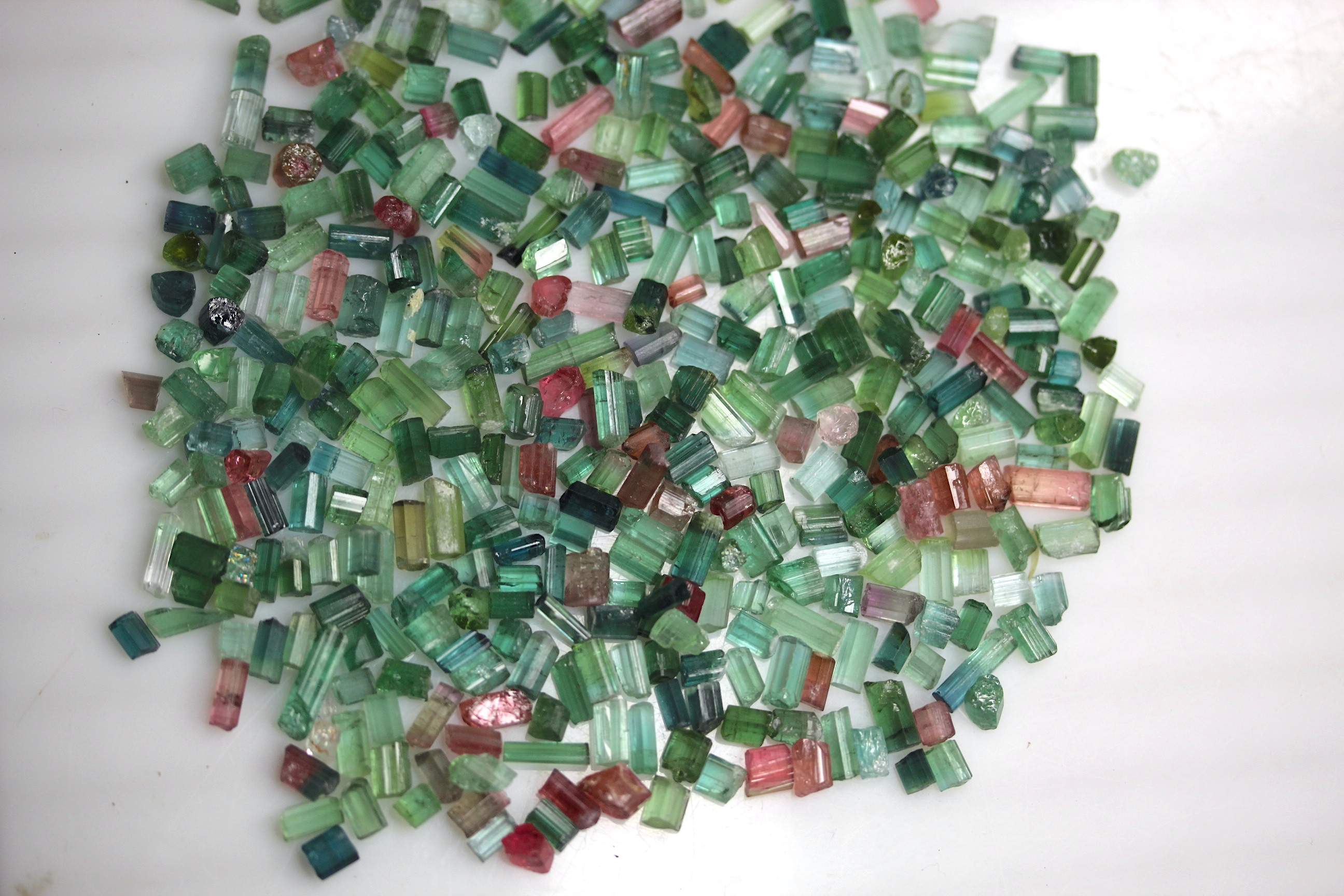 200 carats Rough Green Tourmaline Crystals for Faceting
