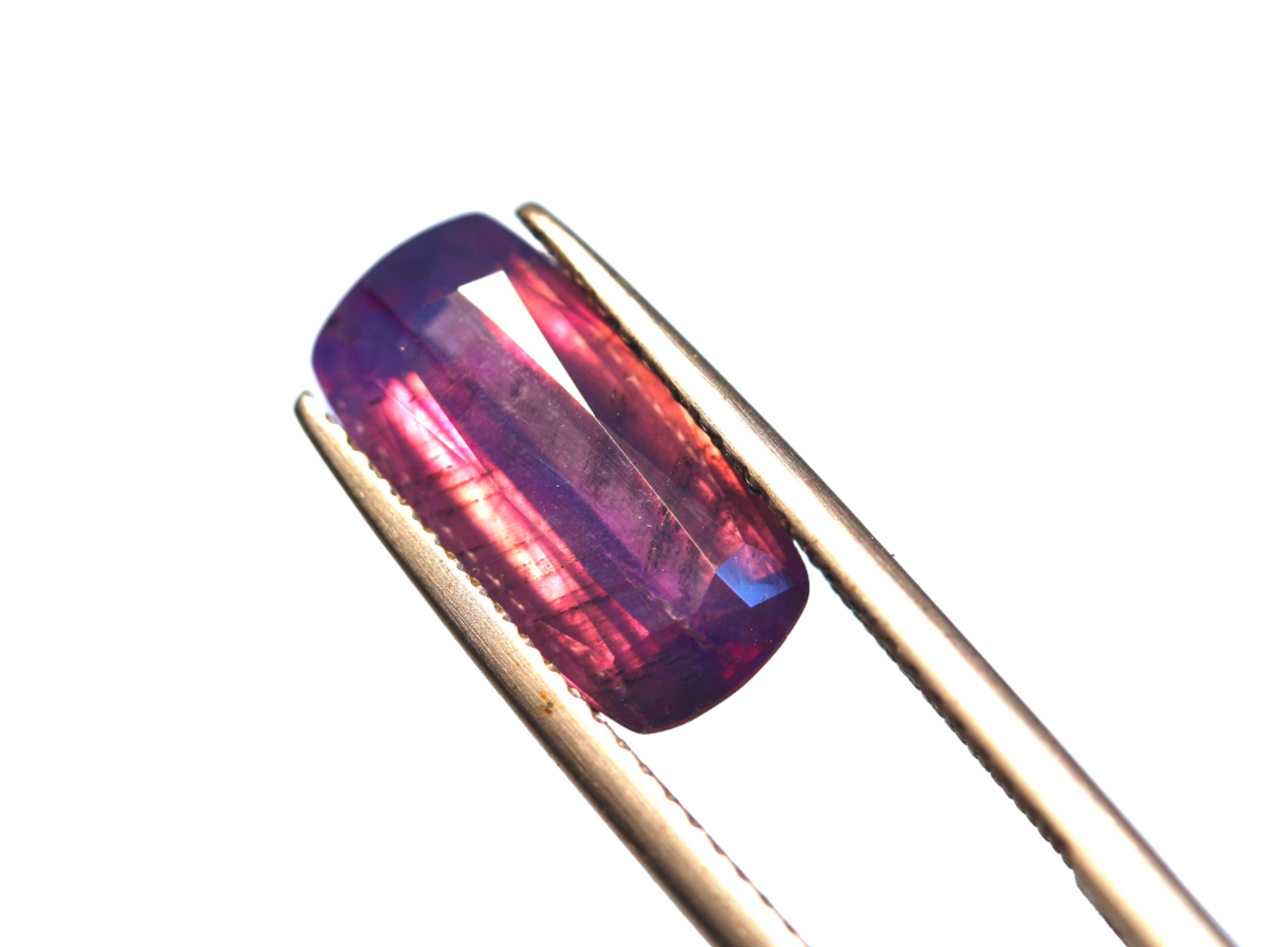 3.8 Carats Emerald Cut Natural Purplish pink Kashmir Sapphire