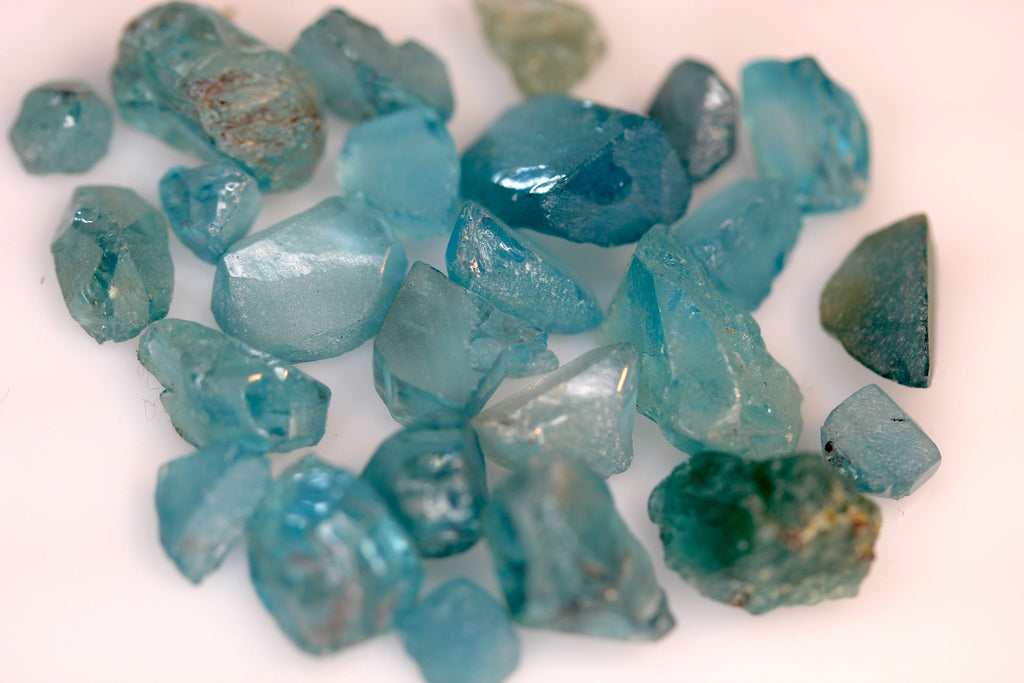 Buy blue zircon gemstone rough faceting