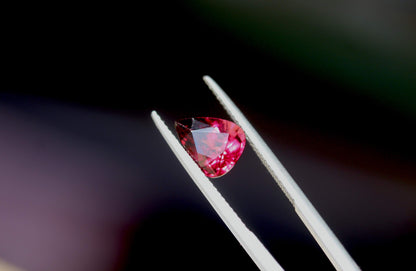 Purplish Red garnet stone