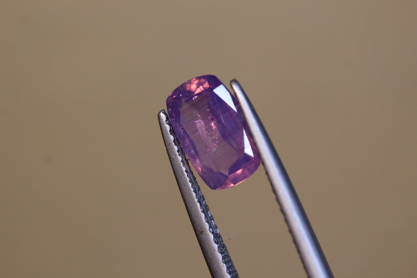 1.5 carats Emerald cut Kashmir Pink Sapphire