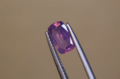 1.5 carats Emerald cut Kashmir Pink Sapphire