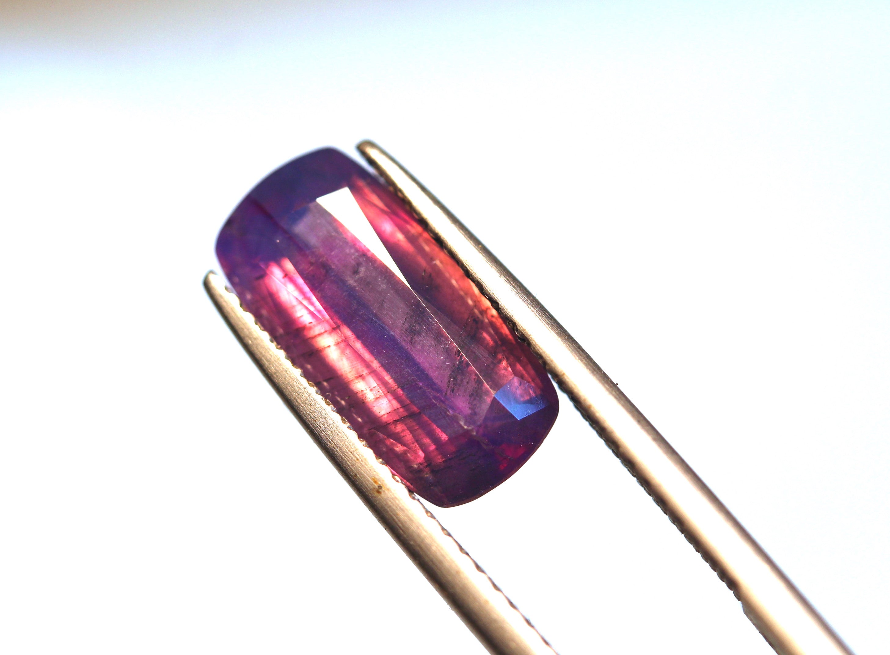 3.8 Carats Emerald Cut Natural Purplish pink Kashmir Sapphire