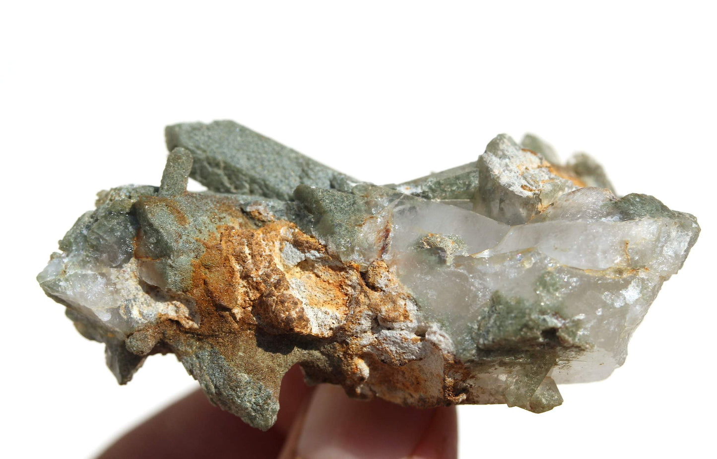 30.5 grams Clear Quartz with Chlorine