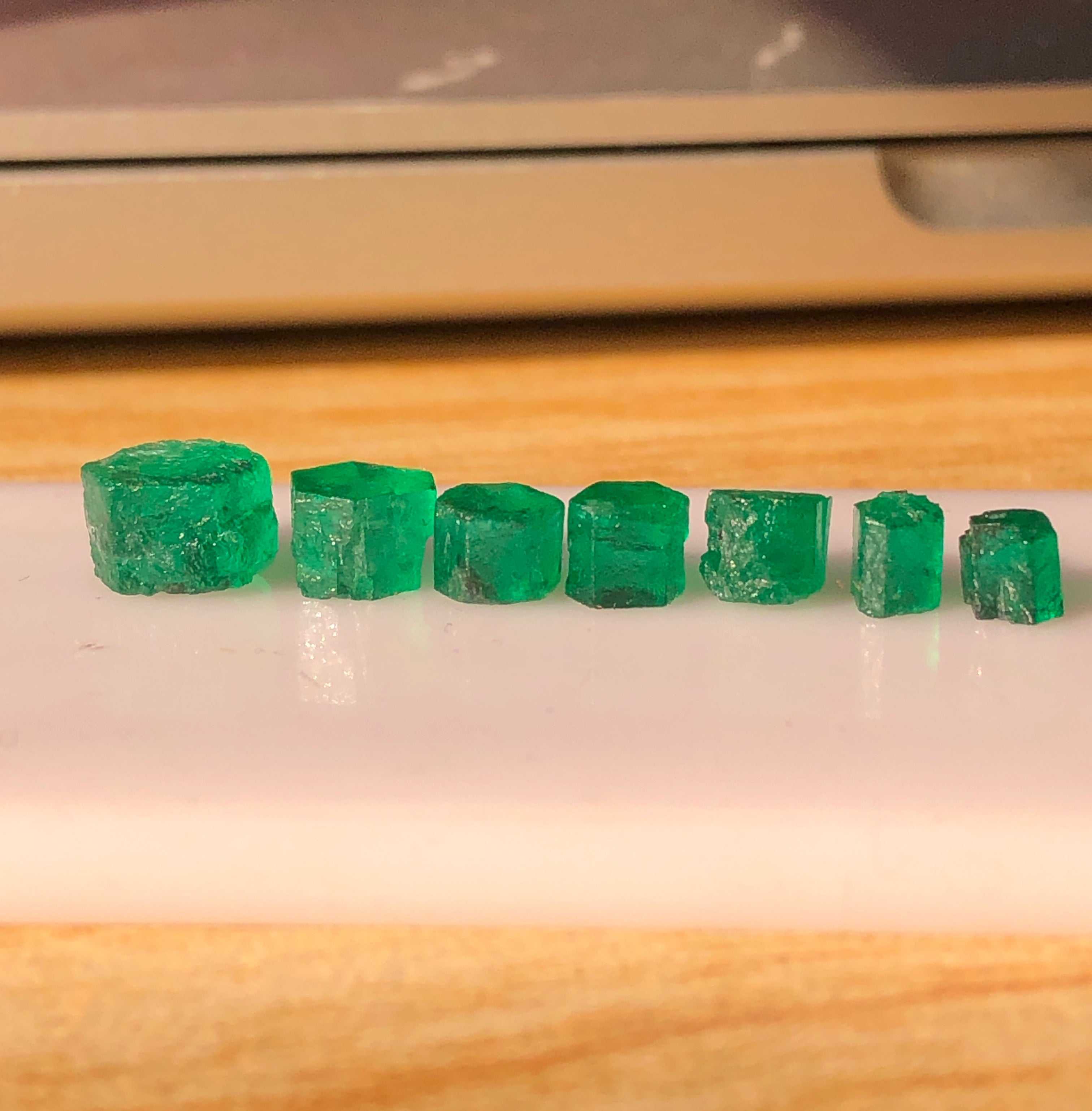 5.3ct Natural Vivid Green Emerald Rough Pakistan | Faceting Material ...