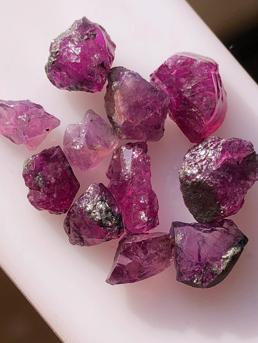 21 carats Pinkish Purple Kashmir Sapphires Rough