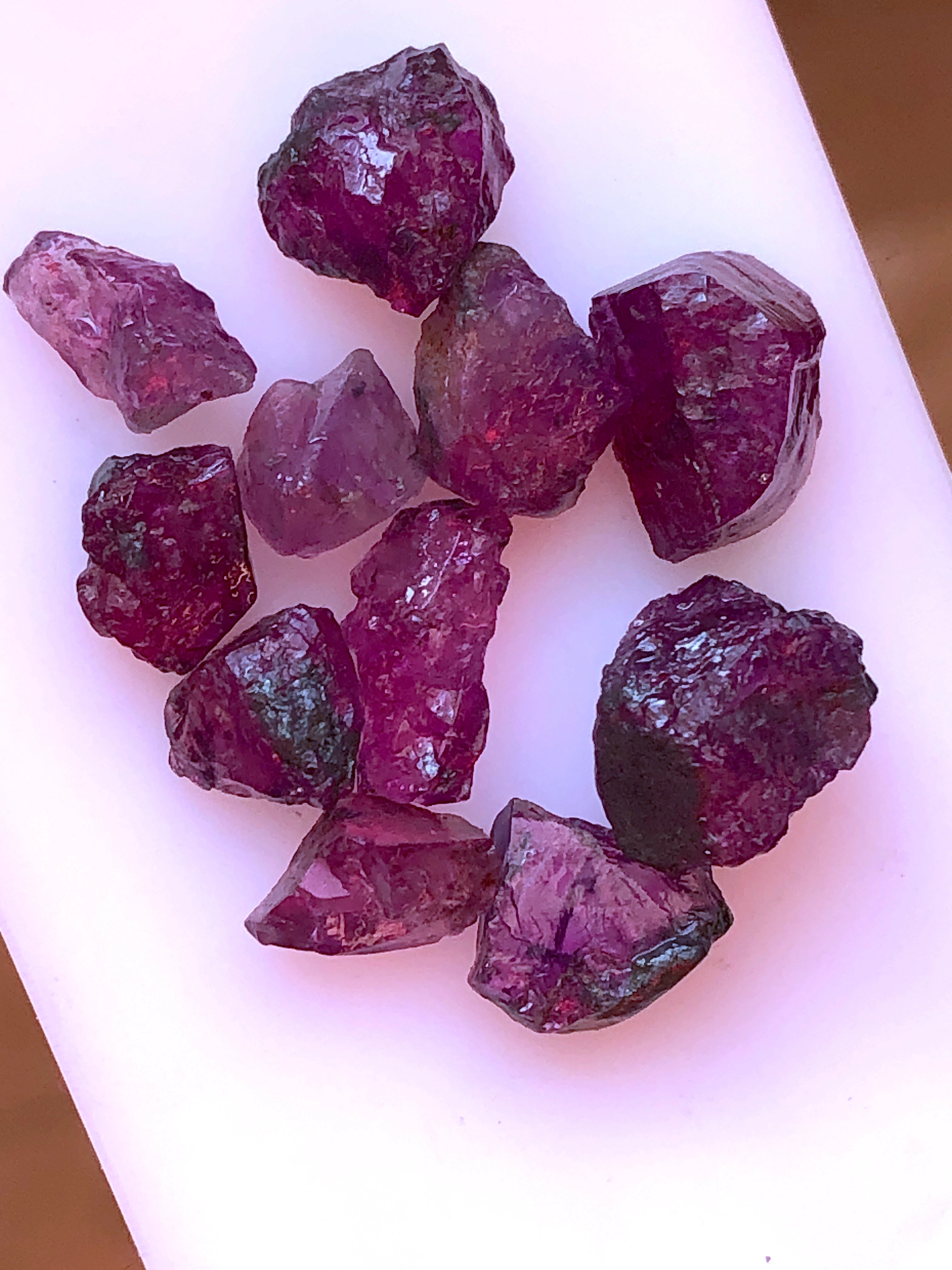 21 carats Pinkish Purple Kashmir Sapphires Rough