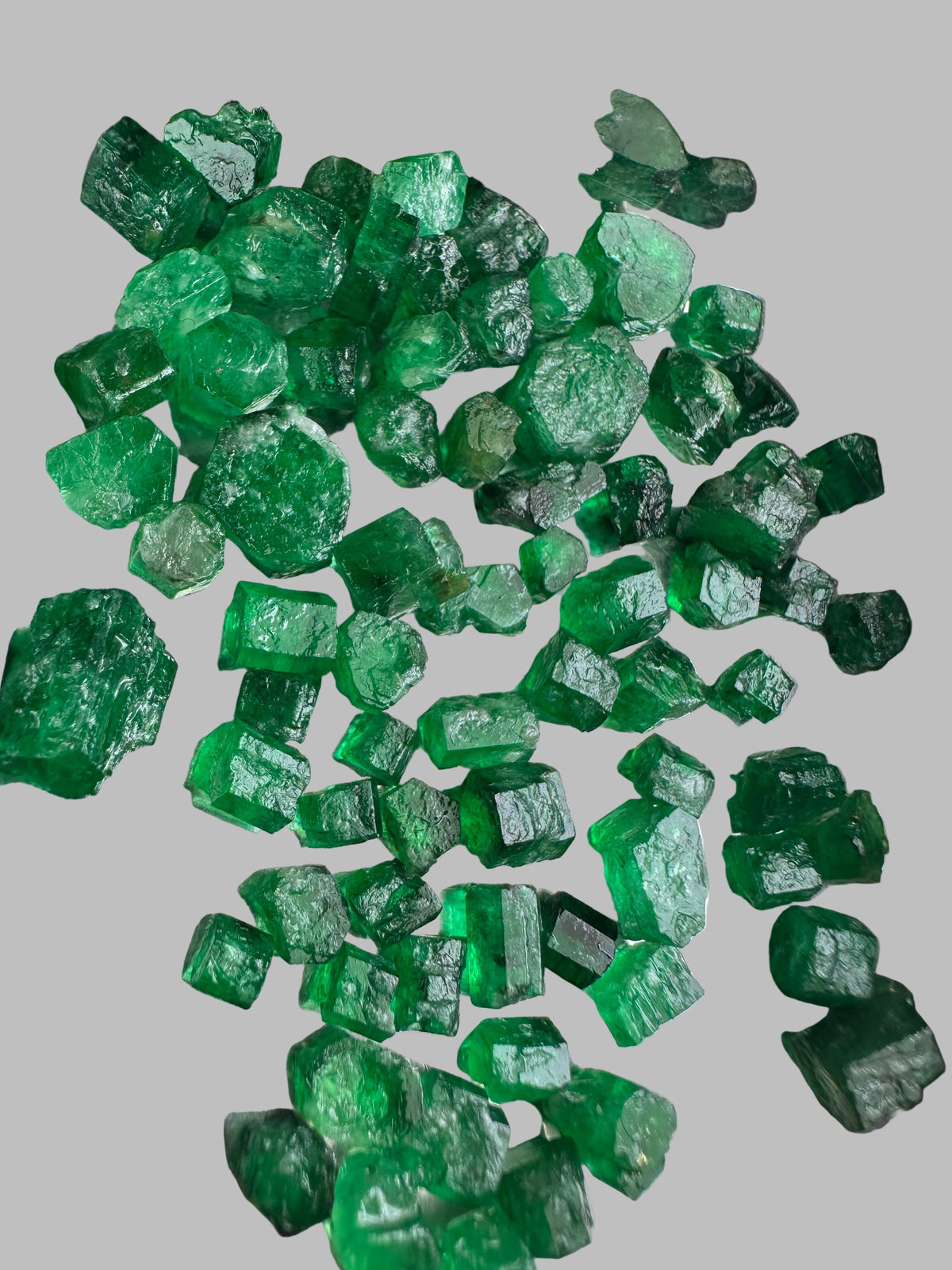 Rough Green Gemstones Emerald Different Types Of Green Crystals 27