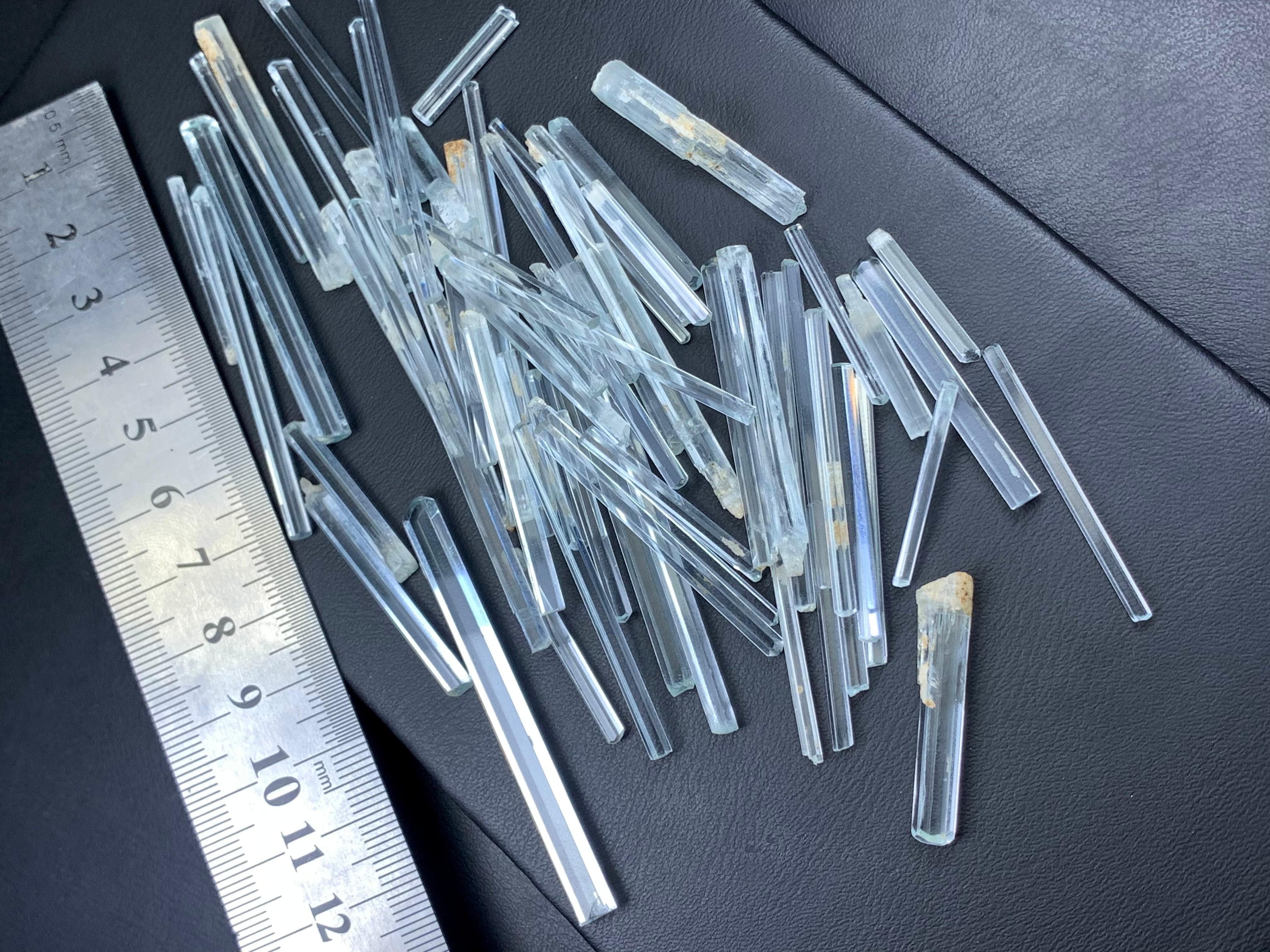 Buy Raw-aquamarine-crystals from Skardu Pakistan