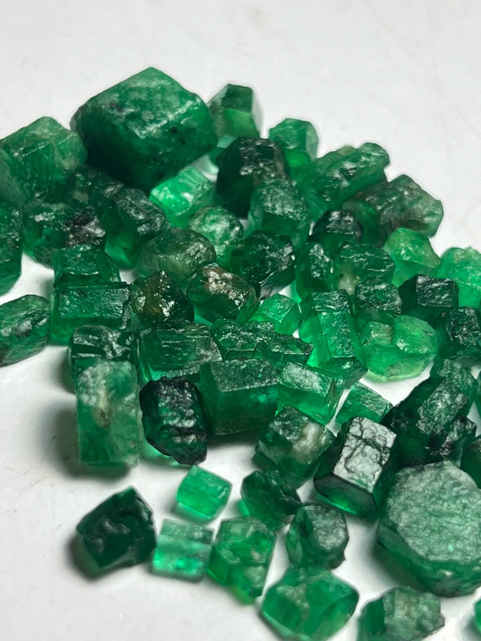 105 Carat Top Color Rich Green Facet Grade Rough Emerald – Small Deal ...