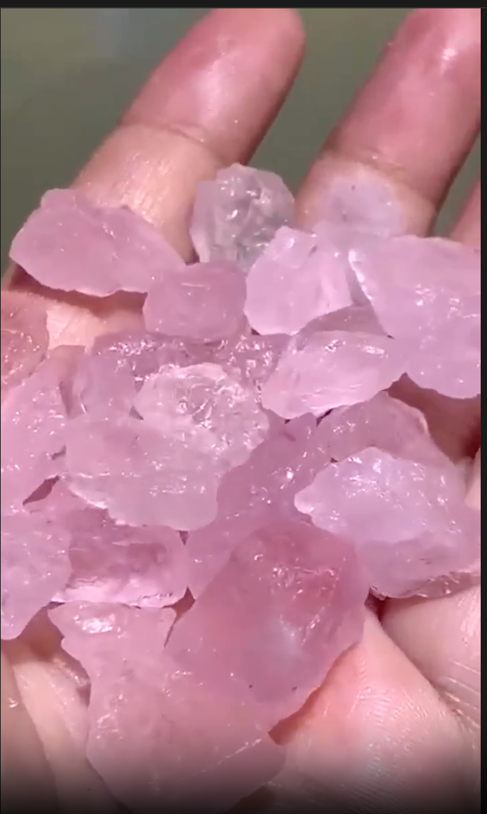 100 Gram Beautiful Morginate Rough stones.