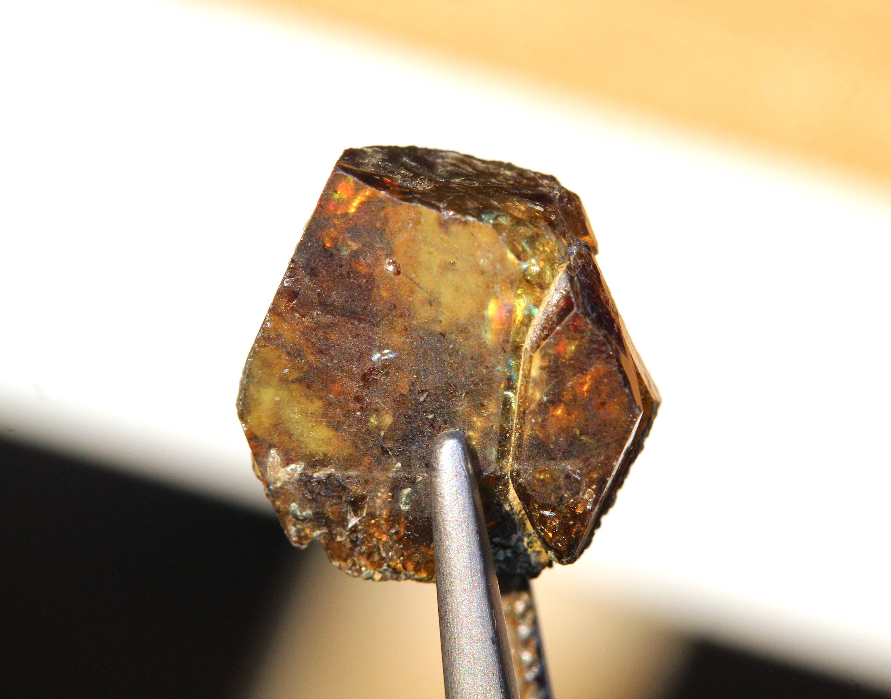 38 Carats Rare Glittering Sphene Crystals | Titanite
