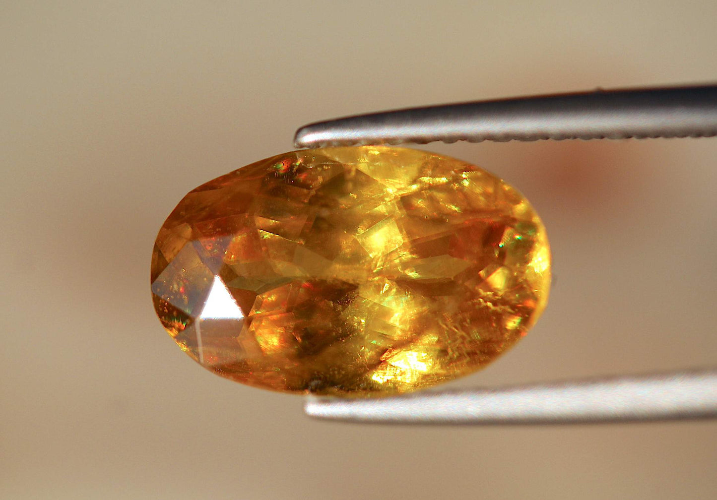 2.7 carats oval Yellow Loose Sphene Stone | Titanite